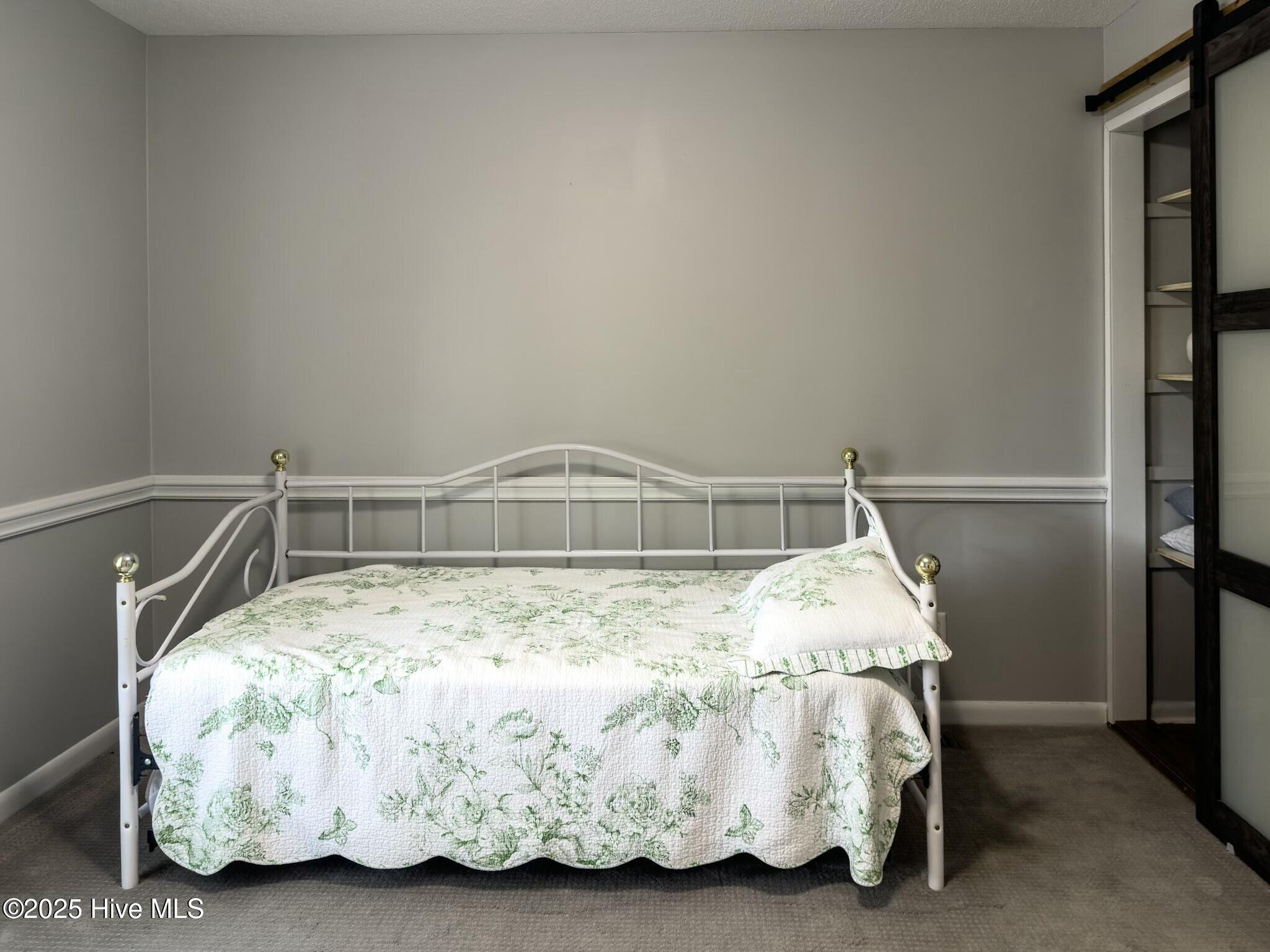 6739 Irongate Drive B Property Photo 28
