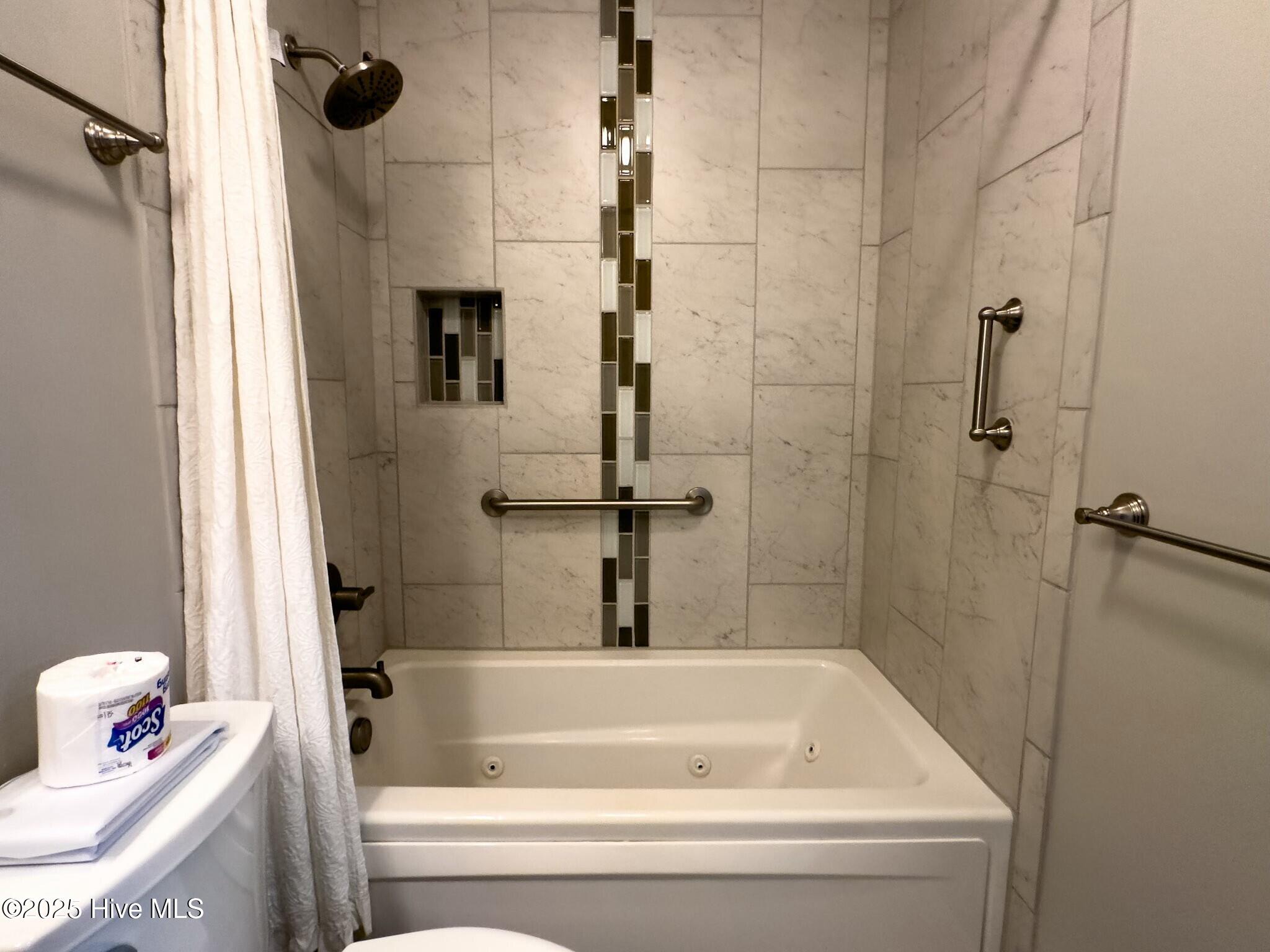 6739 Irongate Drive B Property Photo 34