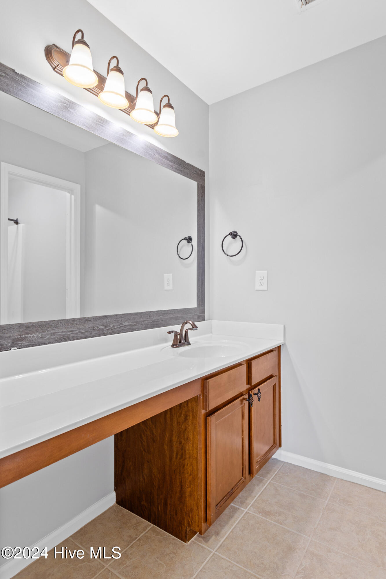 102 Hills Lorough Loop Property Photo 45