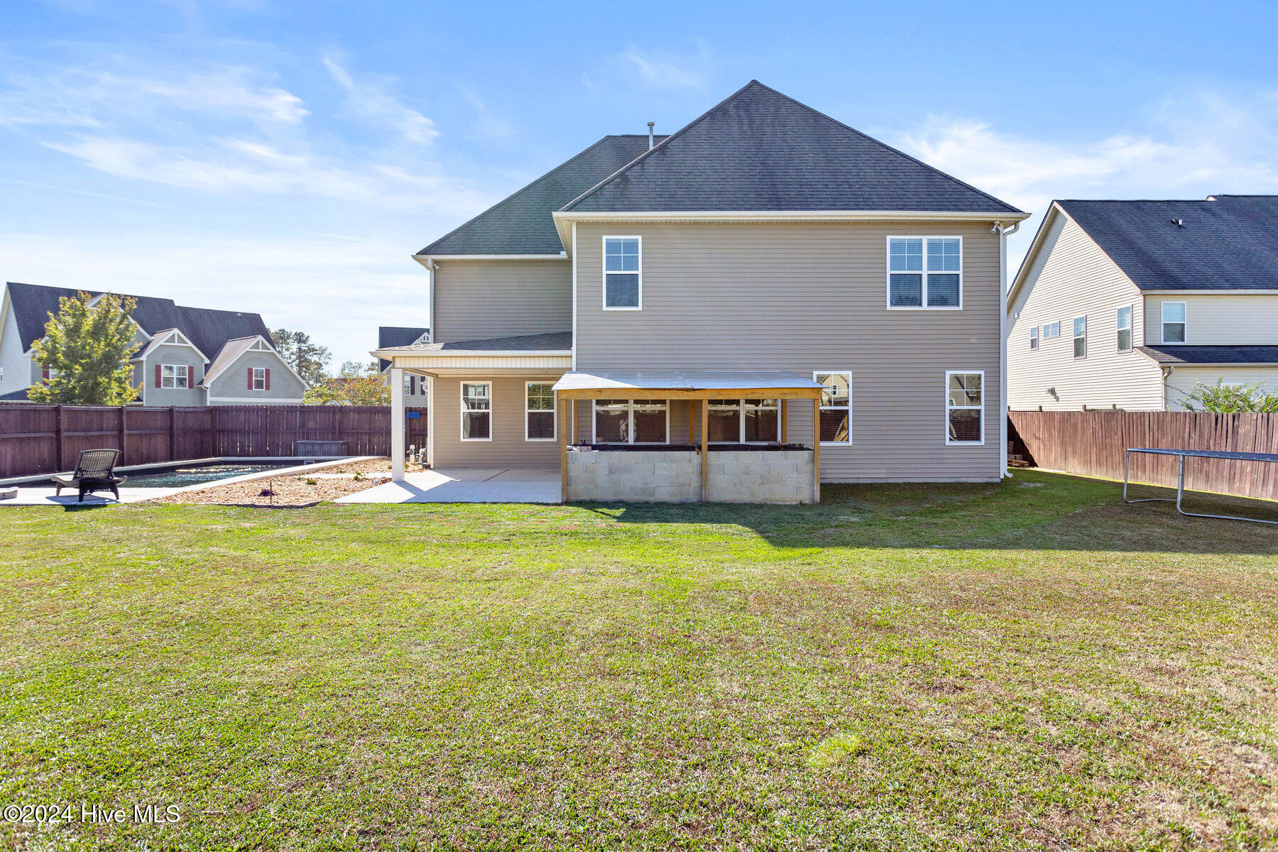 102 Hills Lorough Loop Property Photo 56