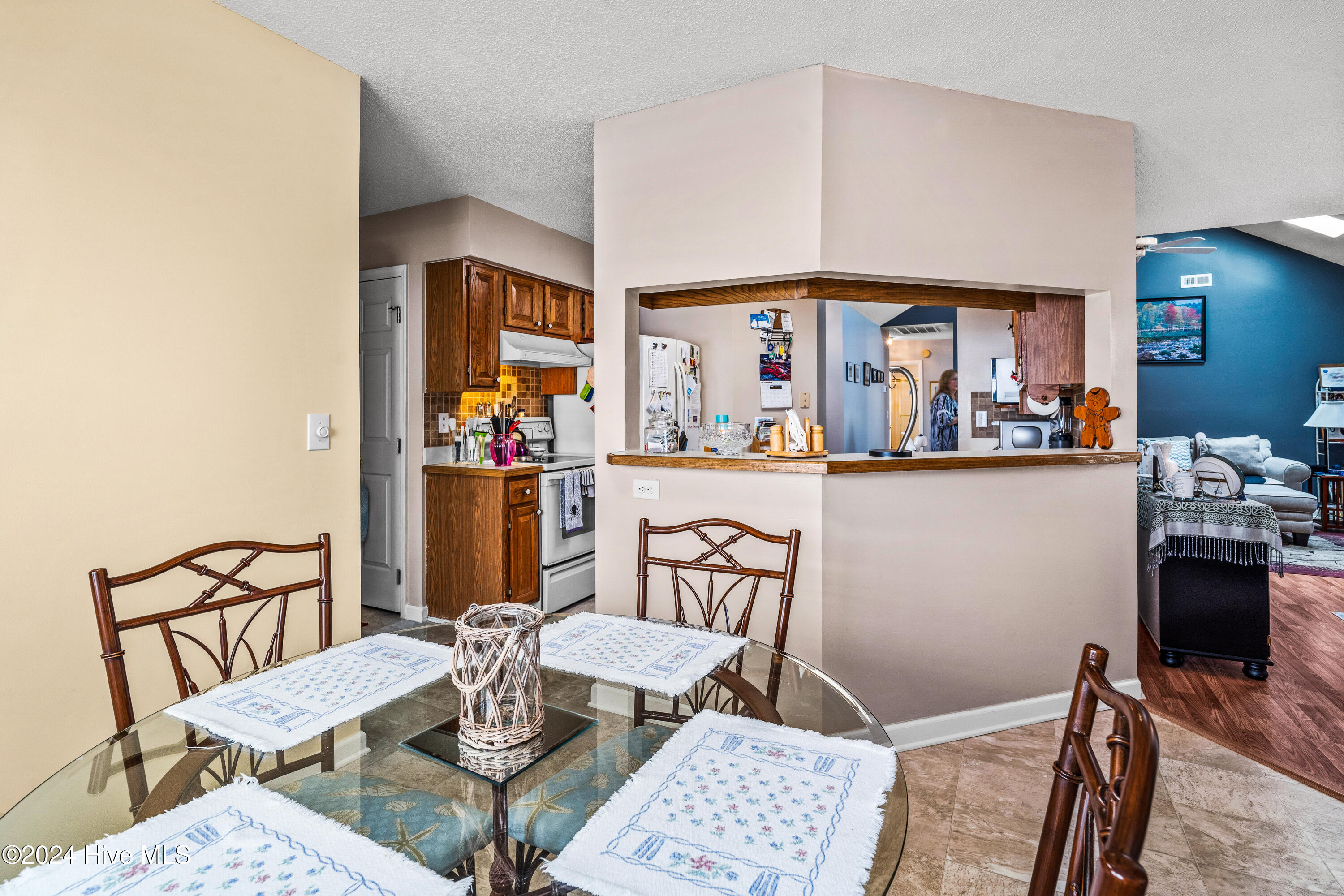 430 Hampton Street Property Photo 13