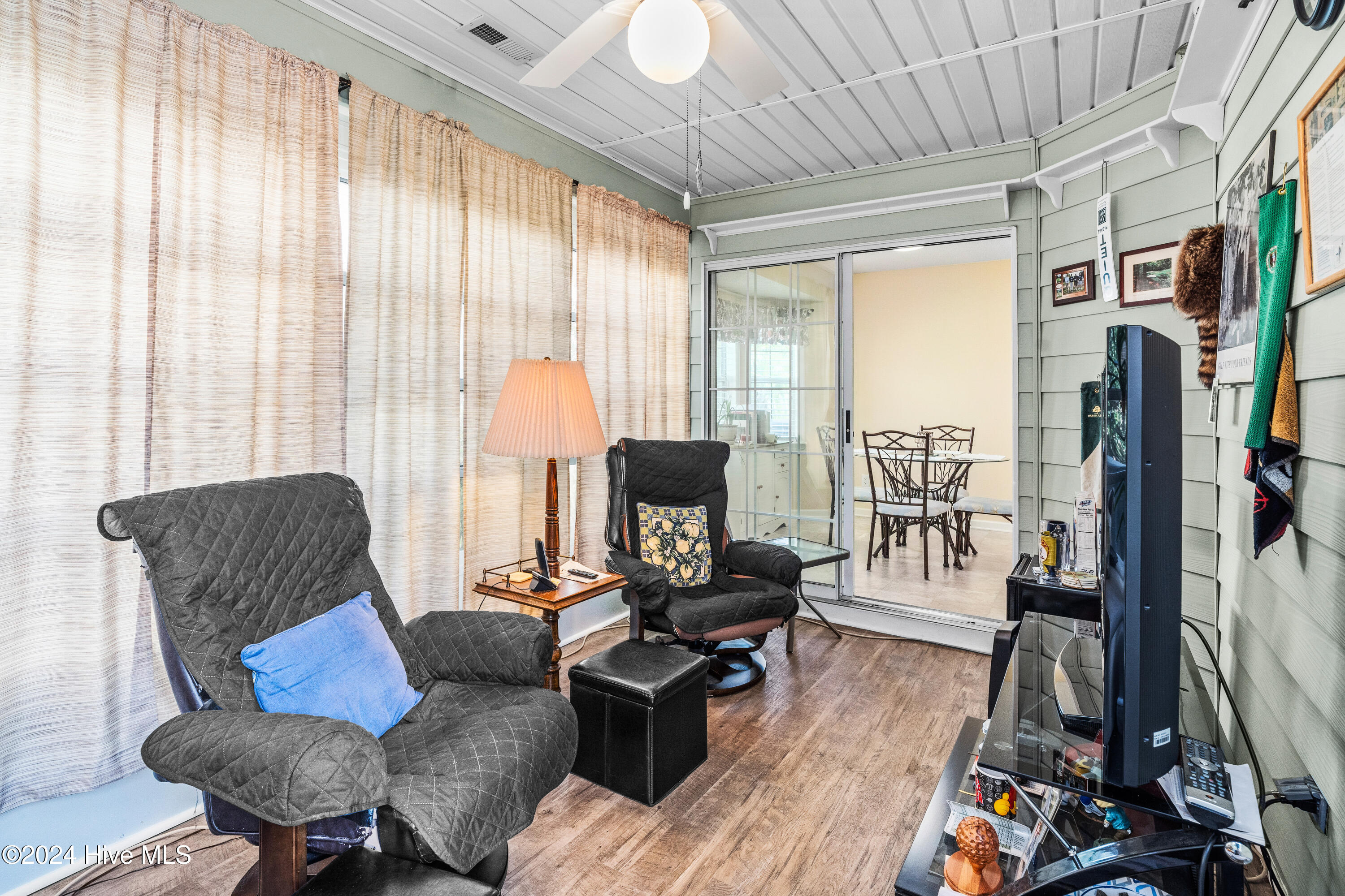 430 Hampton Street Property Photo 17