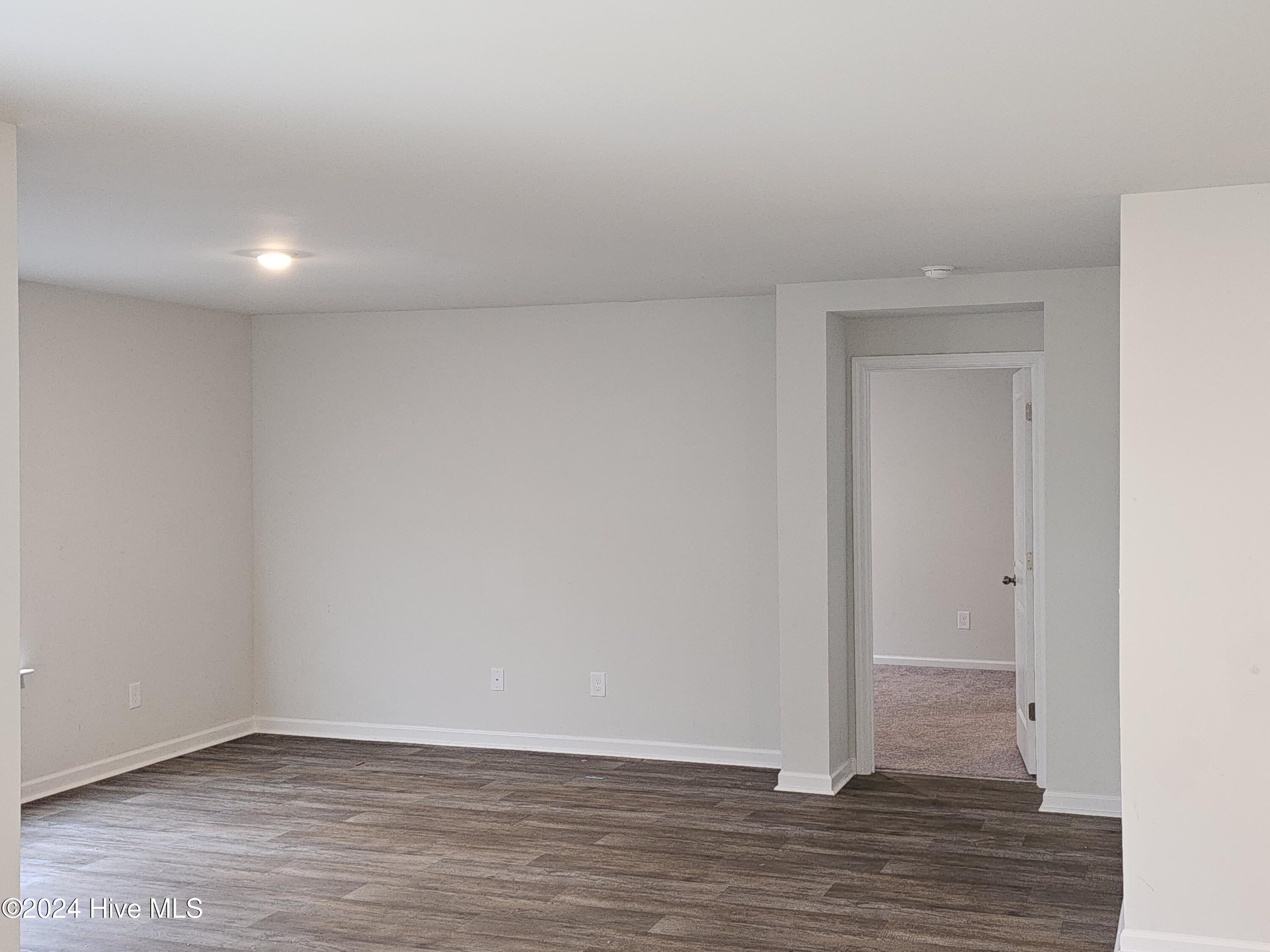 1218 Saint Augustine Drive Property Photo 8