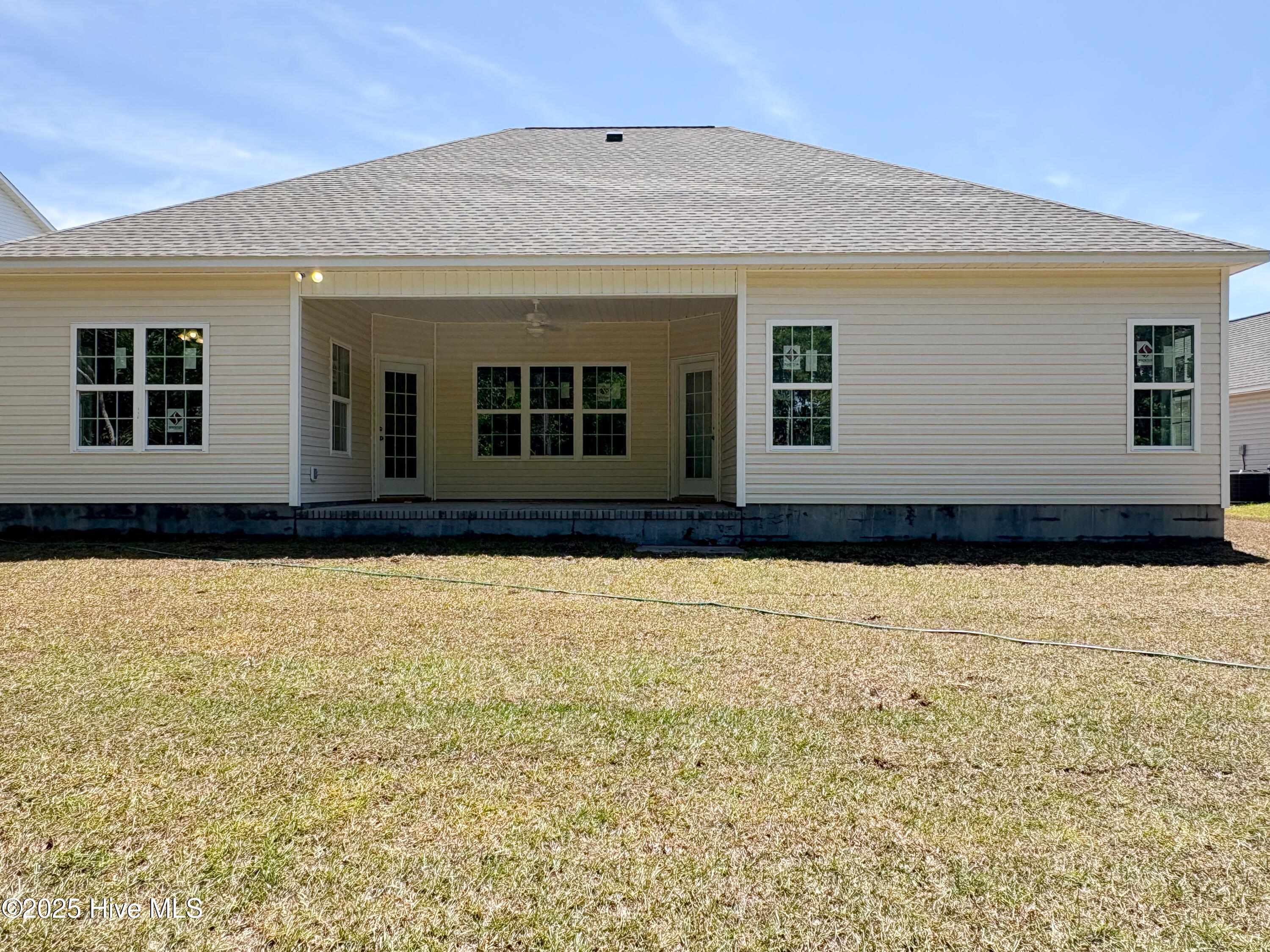 493 Pebble Shore Drive Property Photo 12