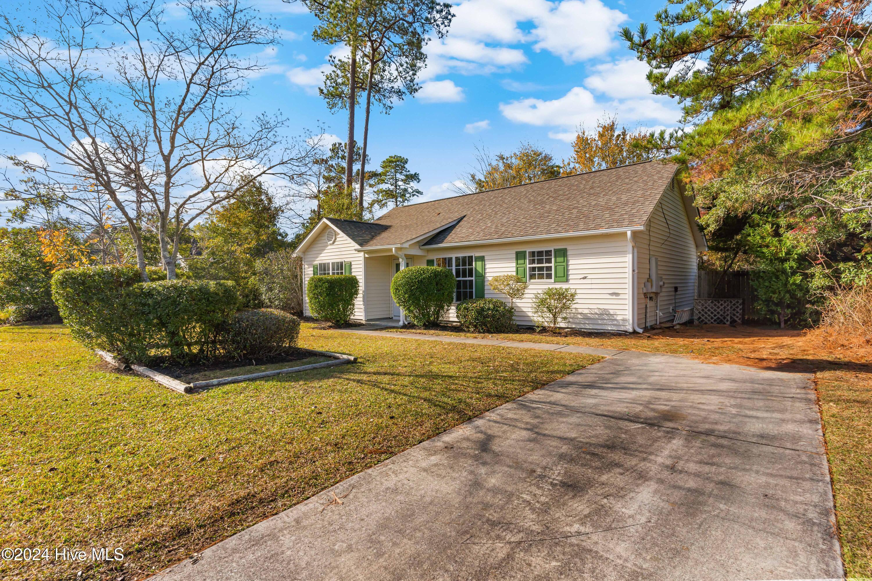 4524 Alder Ridge Road Property Photo 2