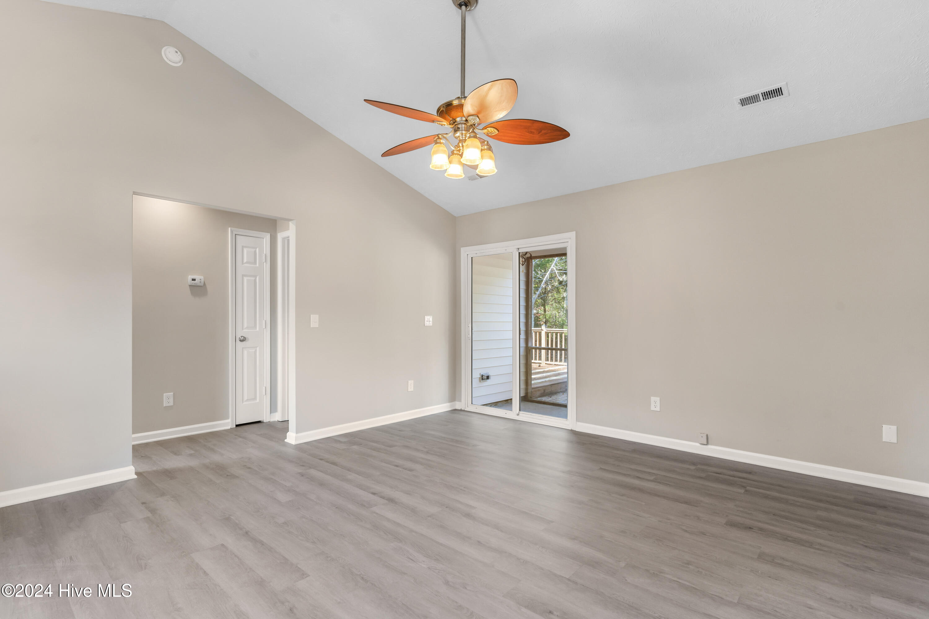 4524 Alder Ridge Road Property Photo 7
