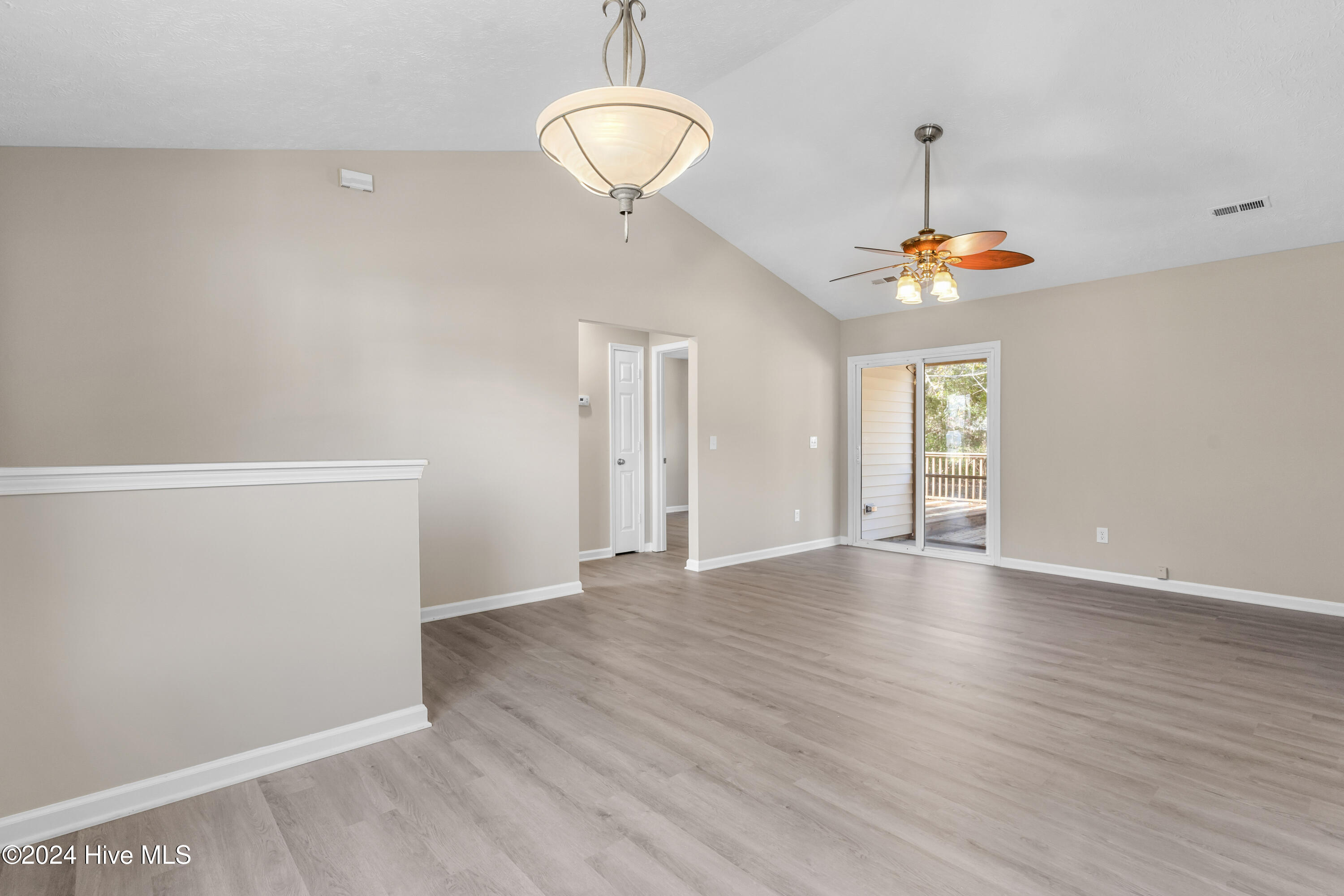 4524 Alder Ridge Road Property Photo 13