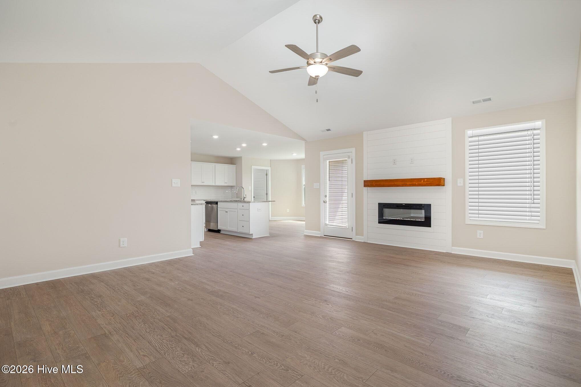 210 Maxwell Farm Lane Property Photo 4