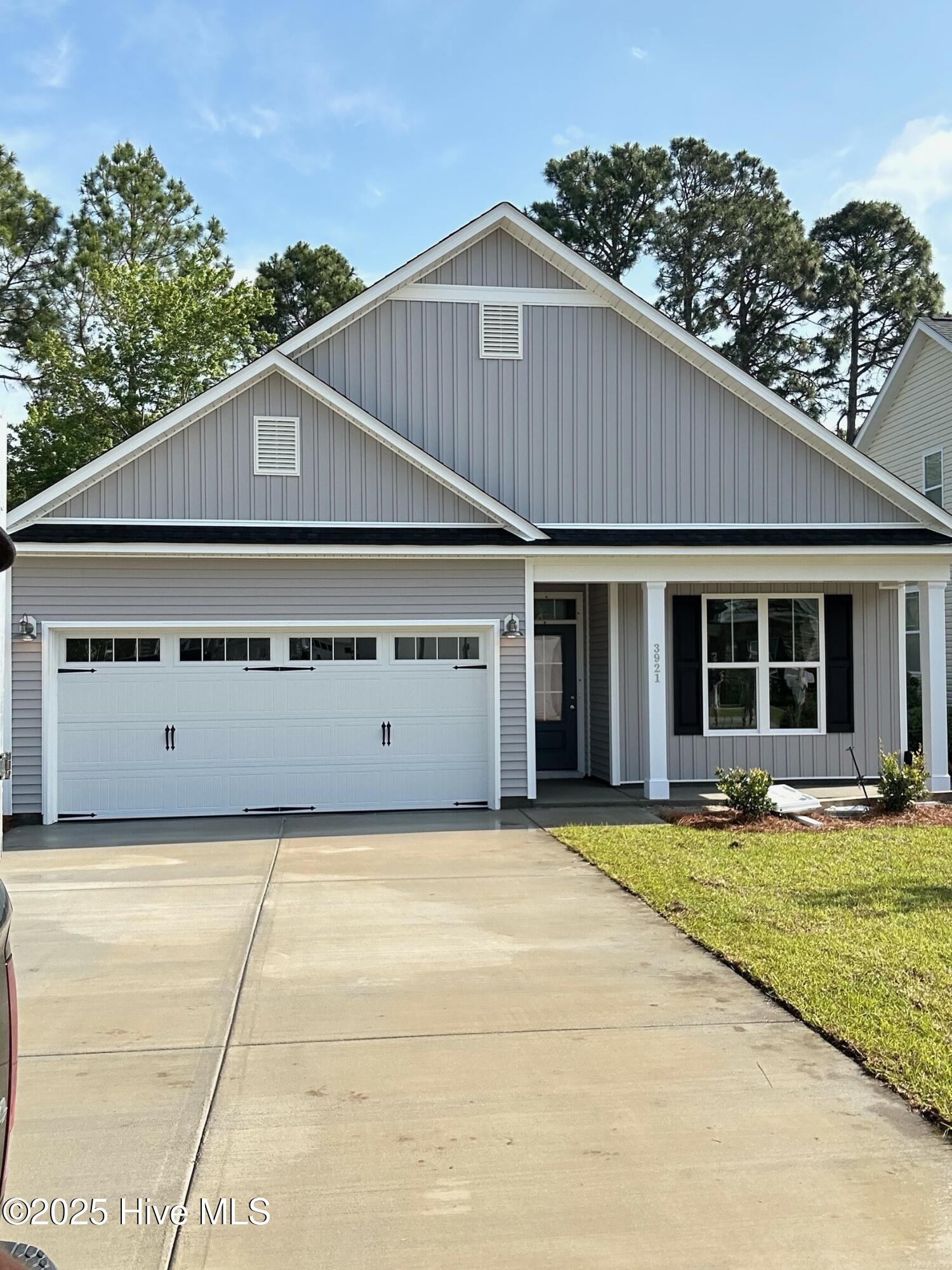 3921 Meeting Place Property Photo 1