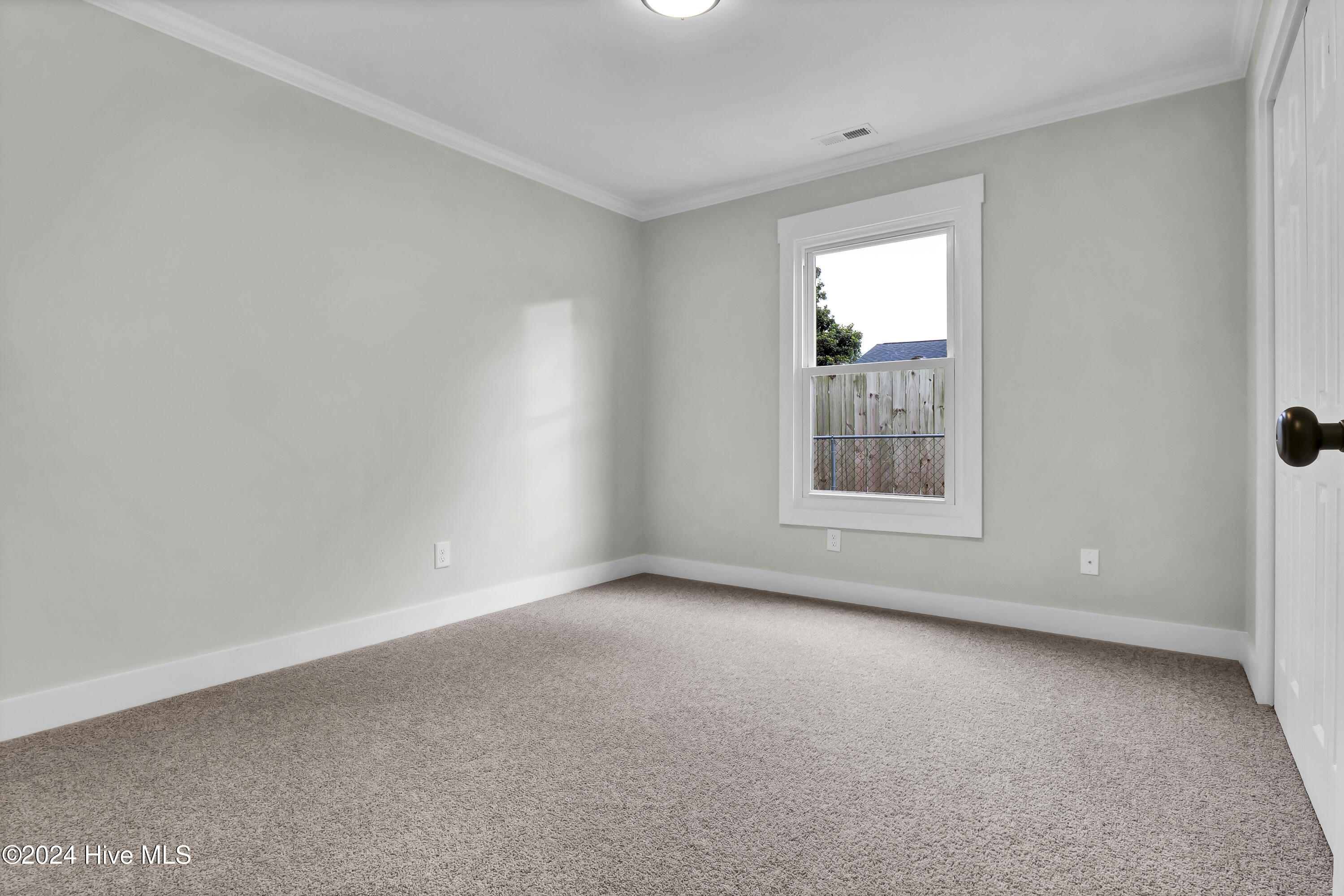 10 Bay Drive Property Photo 28
