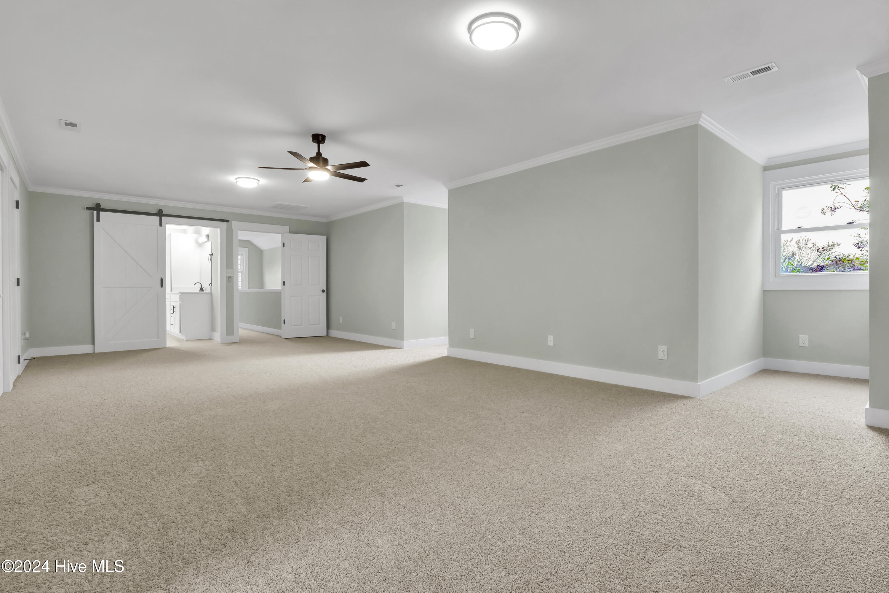 10 Bay Drive Property Photo 32