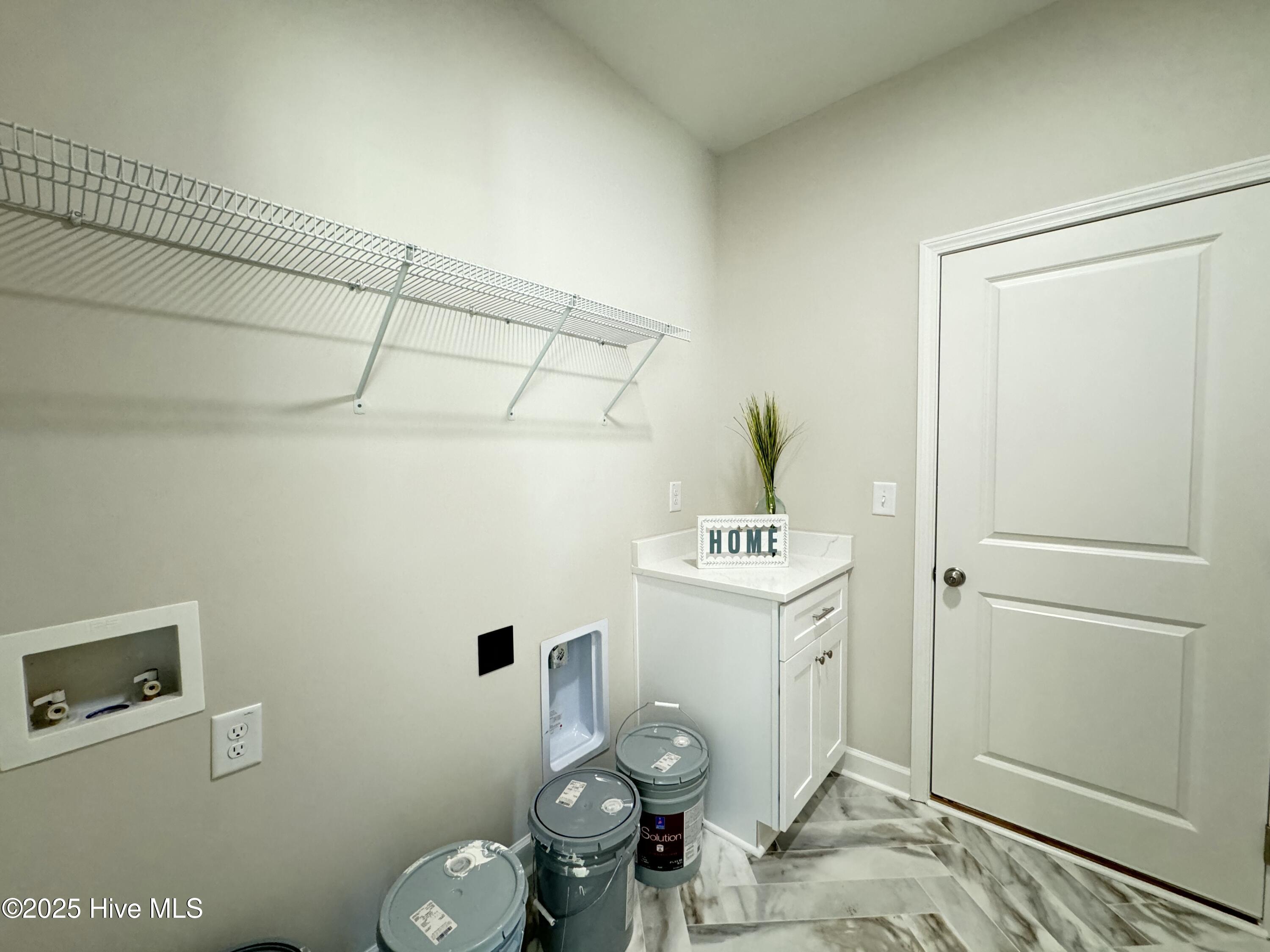 111 E Sillinger Drive Property Photo 21