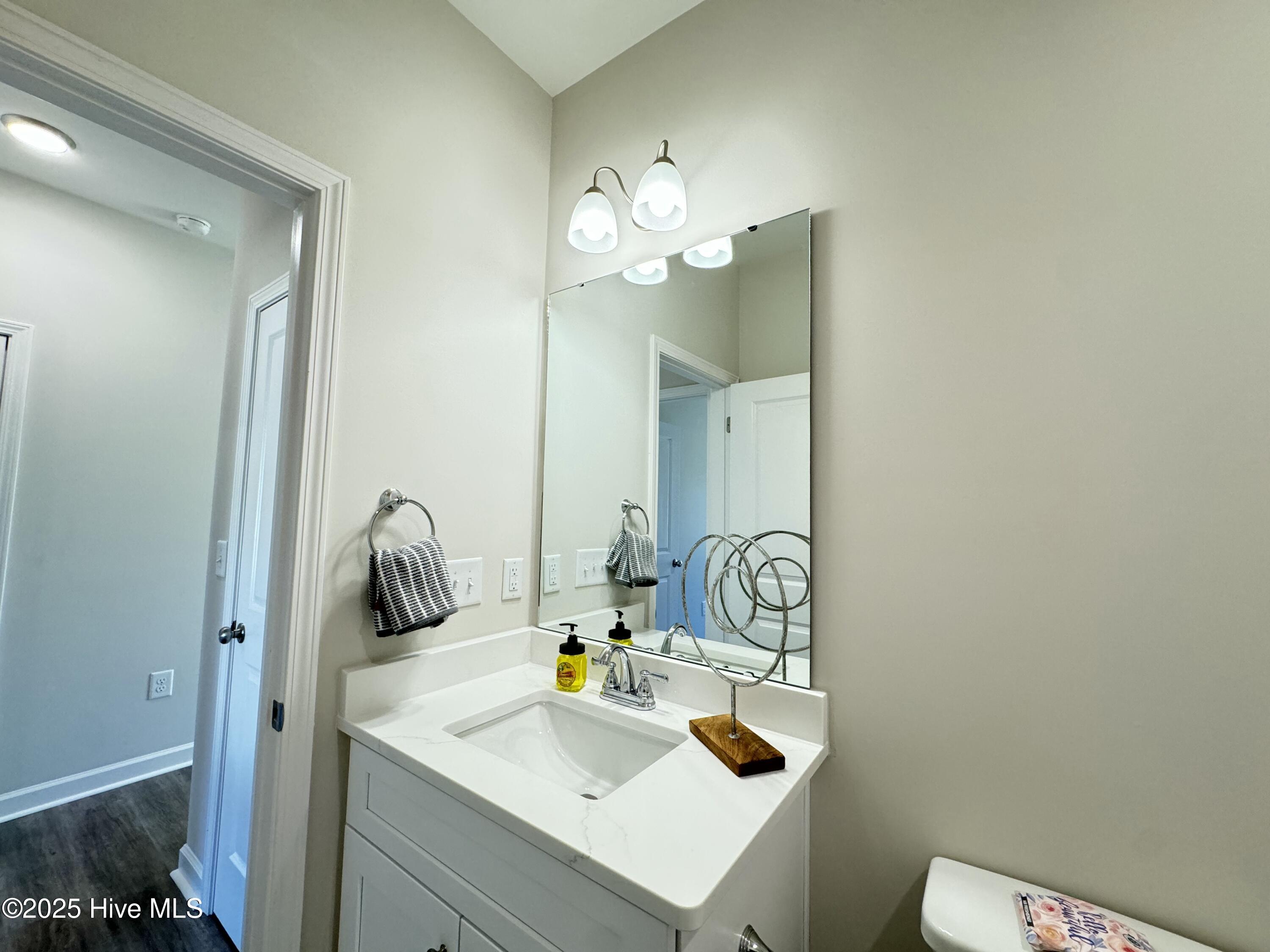 111 E Sillinger Drive Property Photo 33