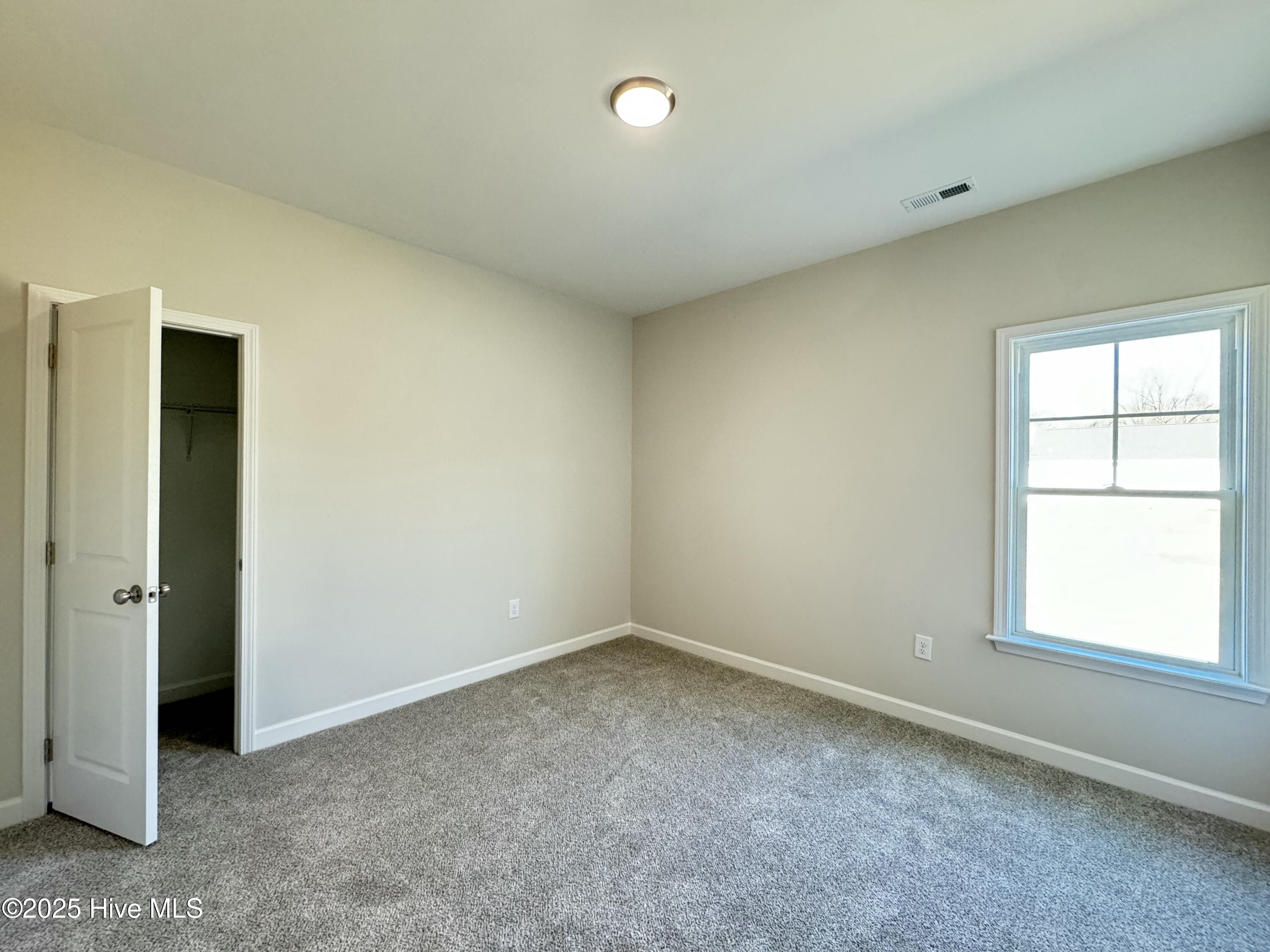 111 E Sillinger Drive Property Photo 34