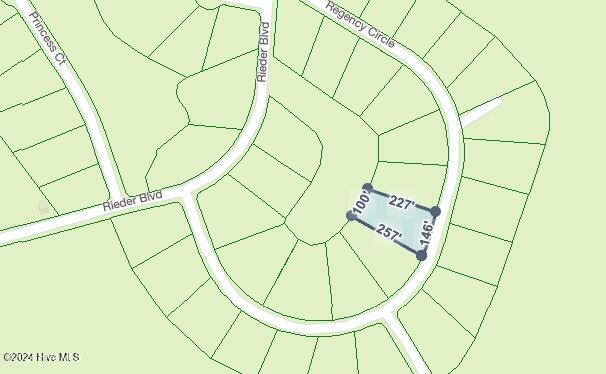 123-125 Regency Circle Property Photo 8