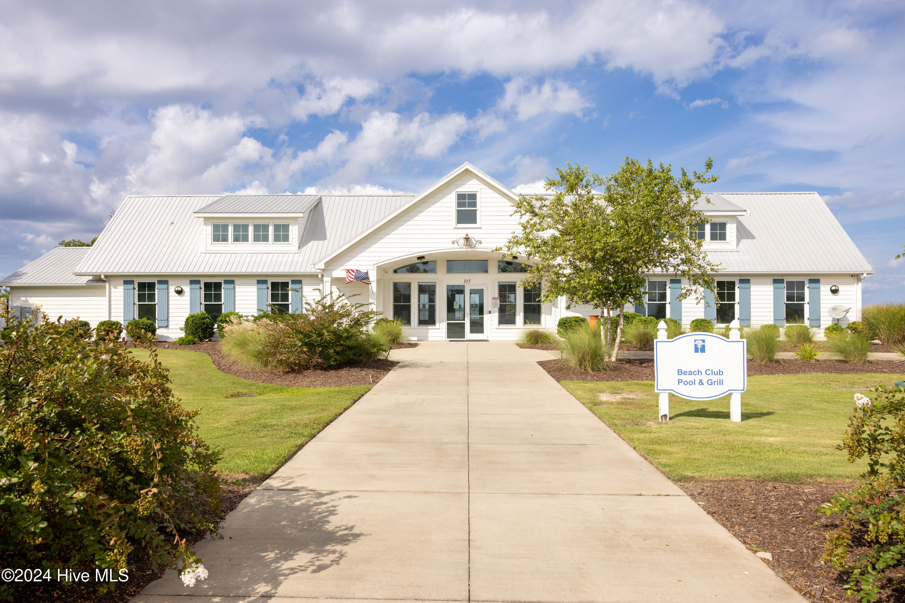 123-125 Regency Circle Property Photo 17