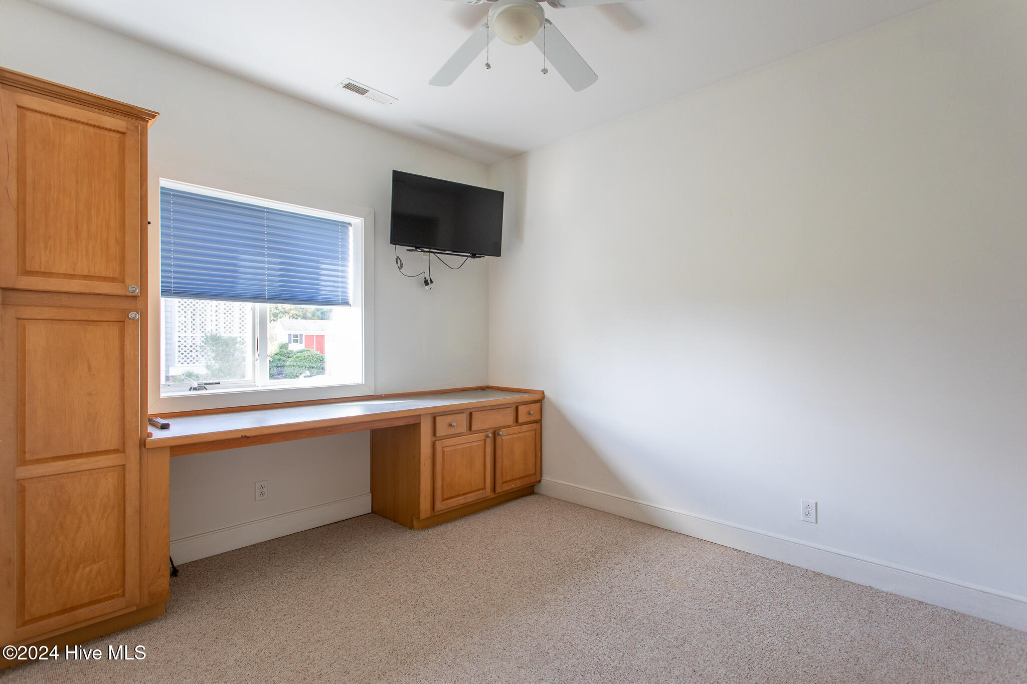 127 Pelican Court Property Photo 34