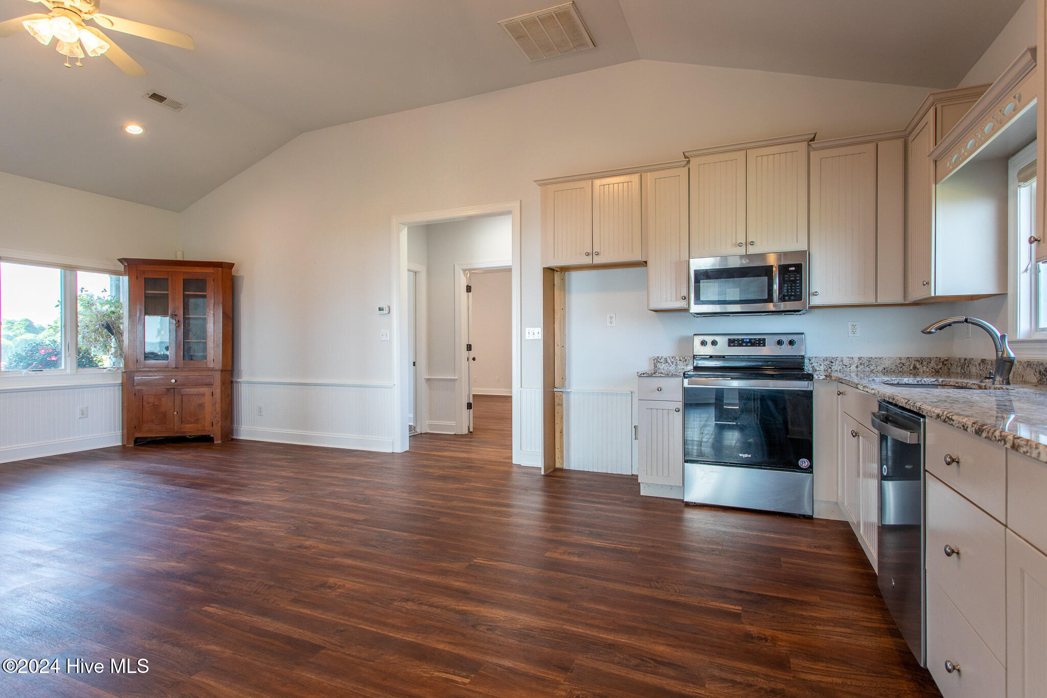 127 Pelican Court Property Photo 50