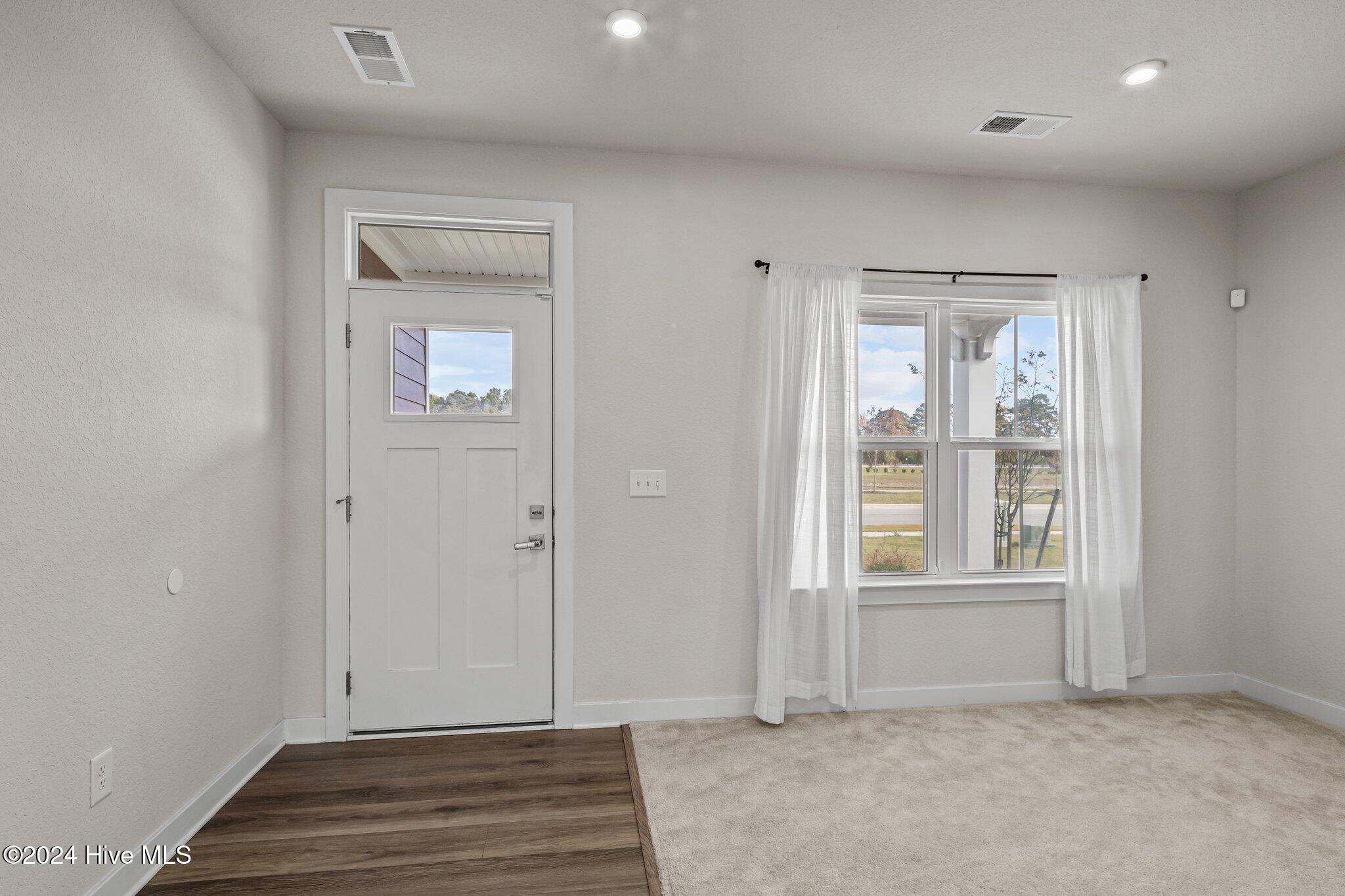 104 Garland Street Property Photo 10