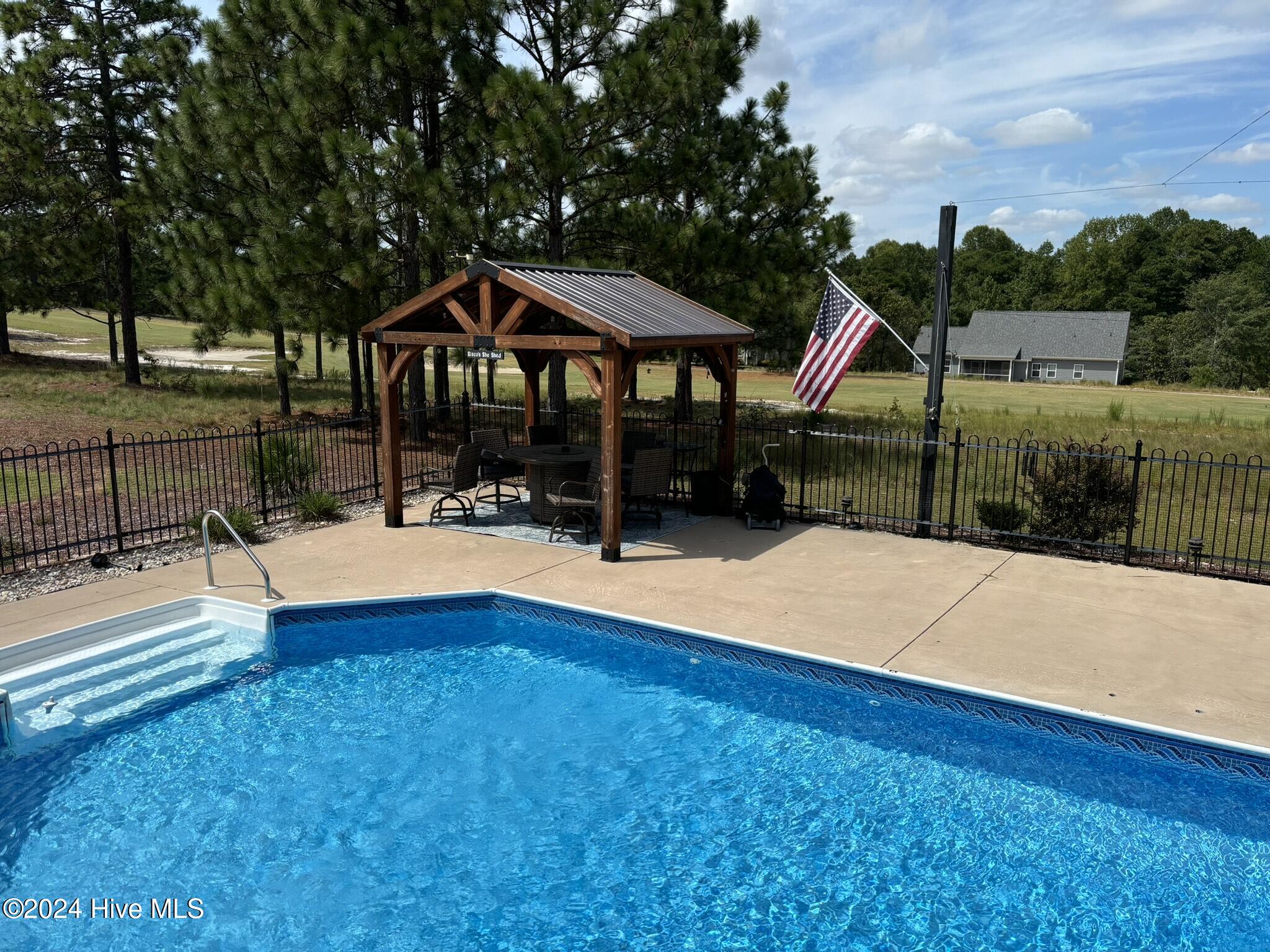 196 Longleaf Drive Property Photo 39