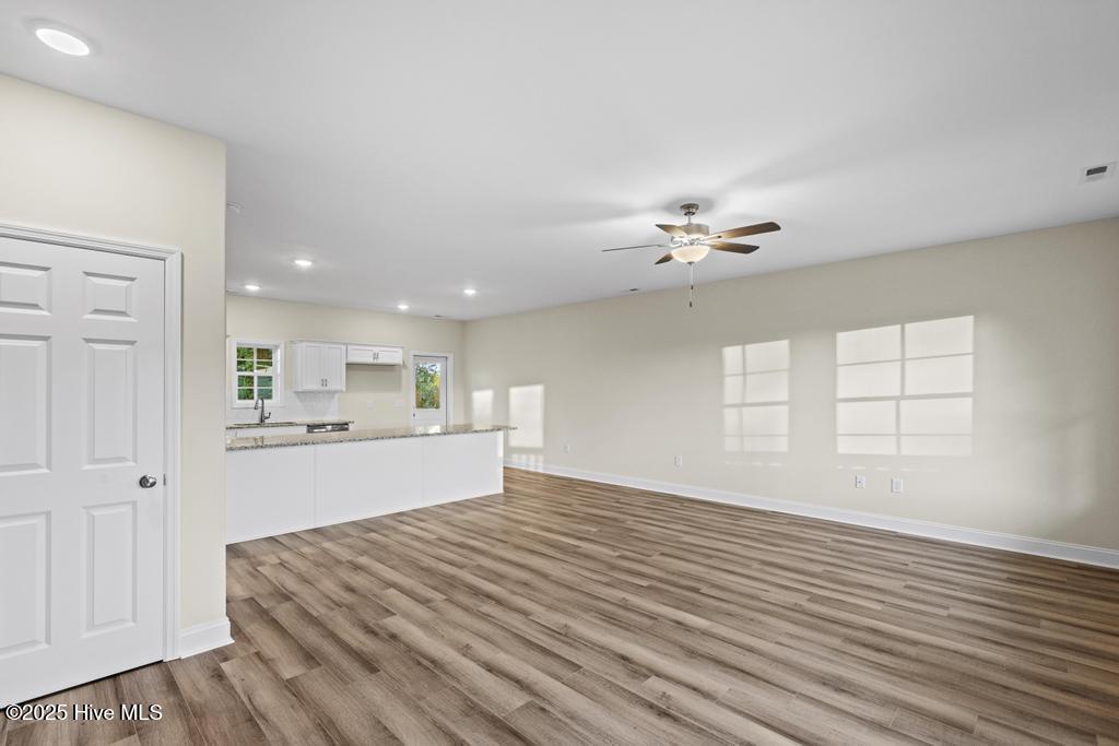 108 Flippers Cove Drive Property Photo 8