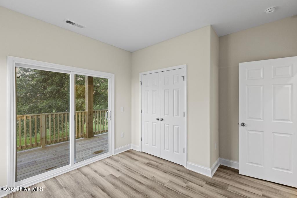 108 Flippers Cove Drive Property Photo 11