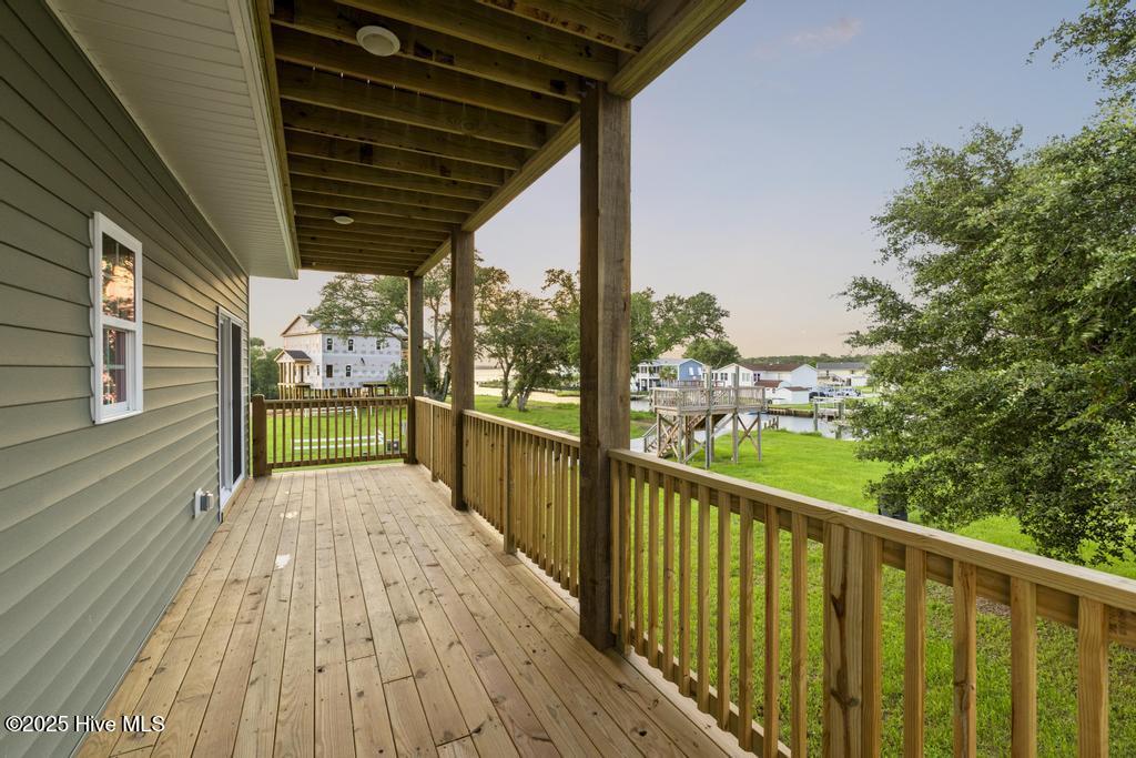 108 Flippers Cove Drive Property Photo 28