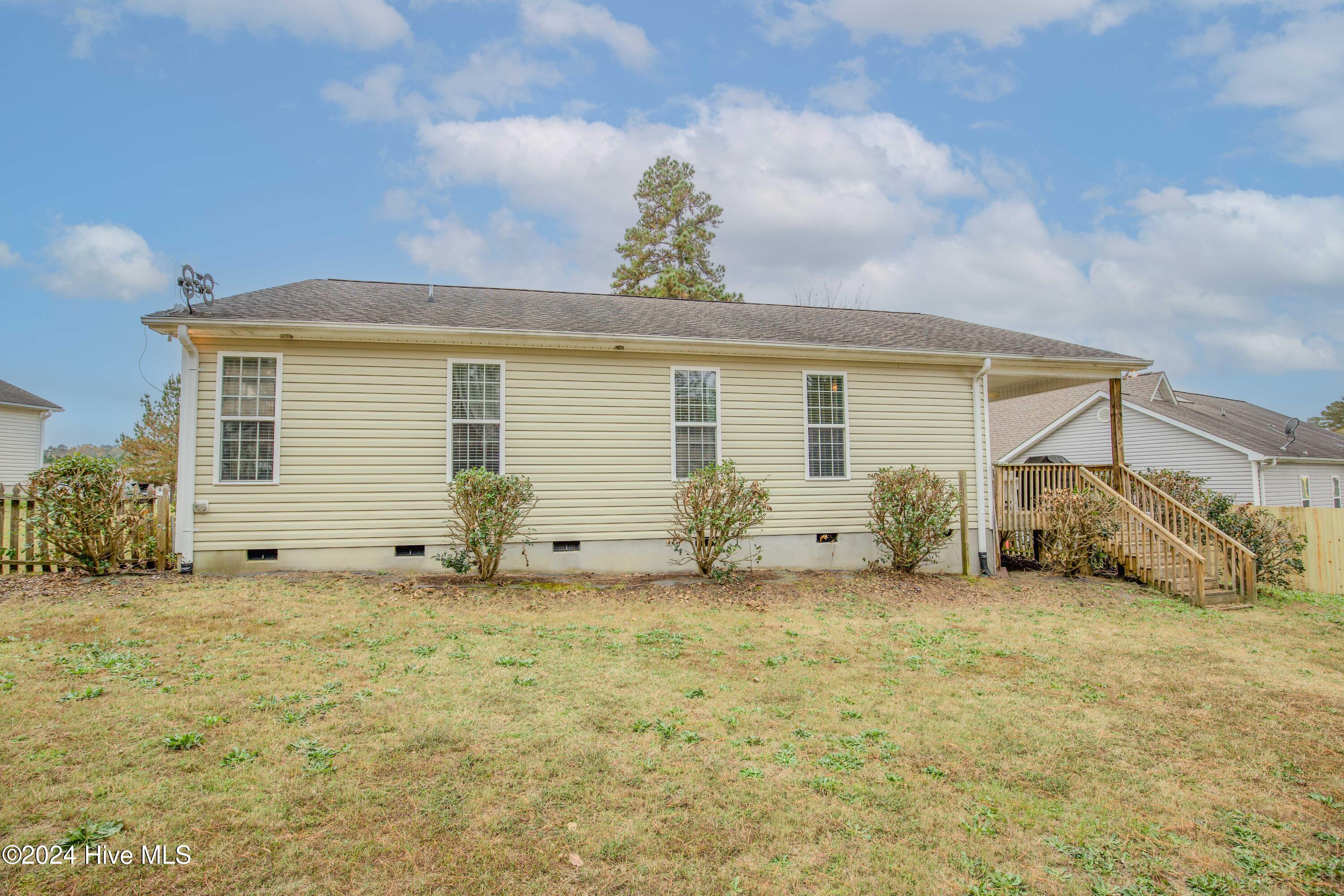 240 Savannah Garden Drive Property Photo 33