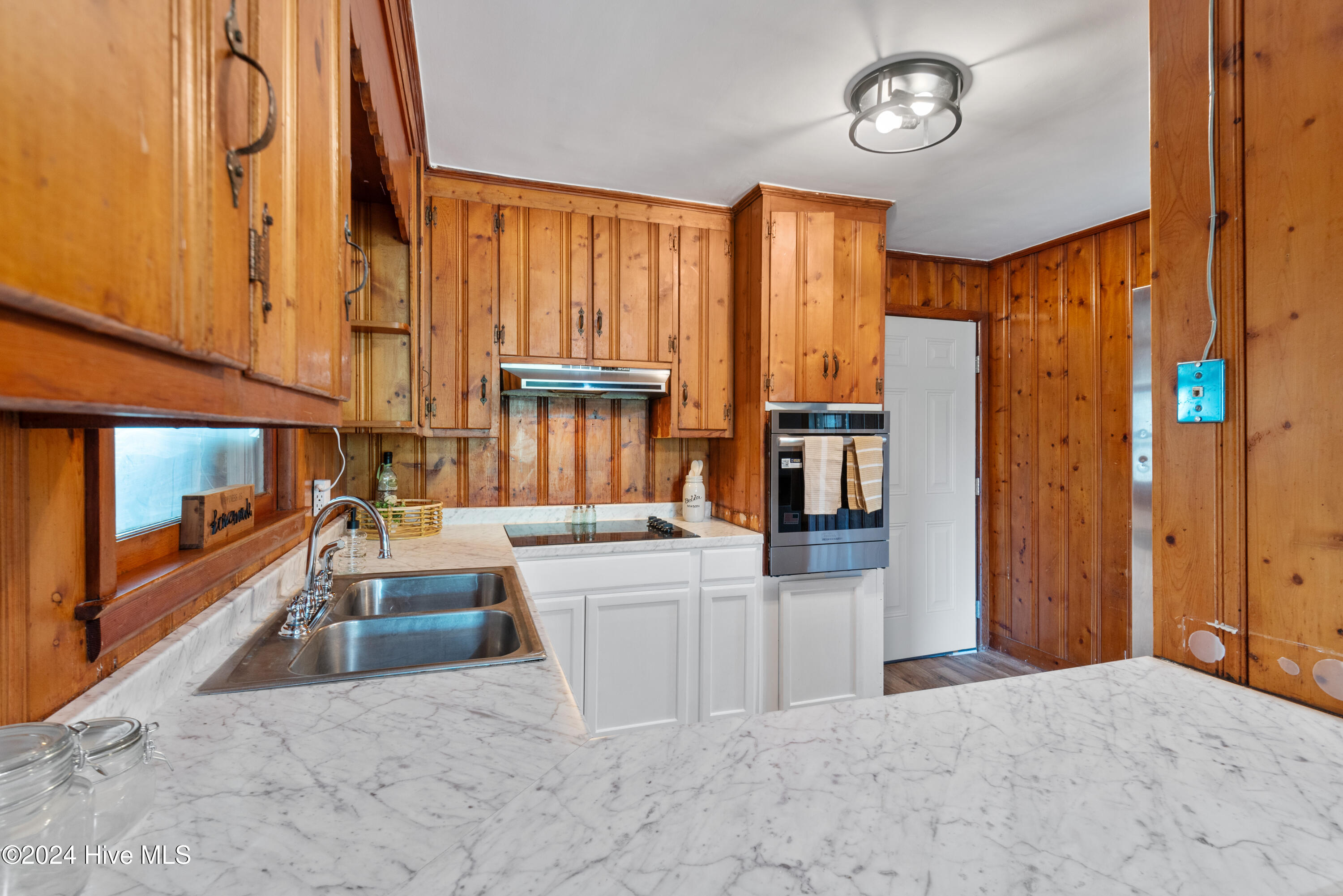 1408 Halltown Road Property Photo 11