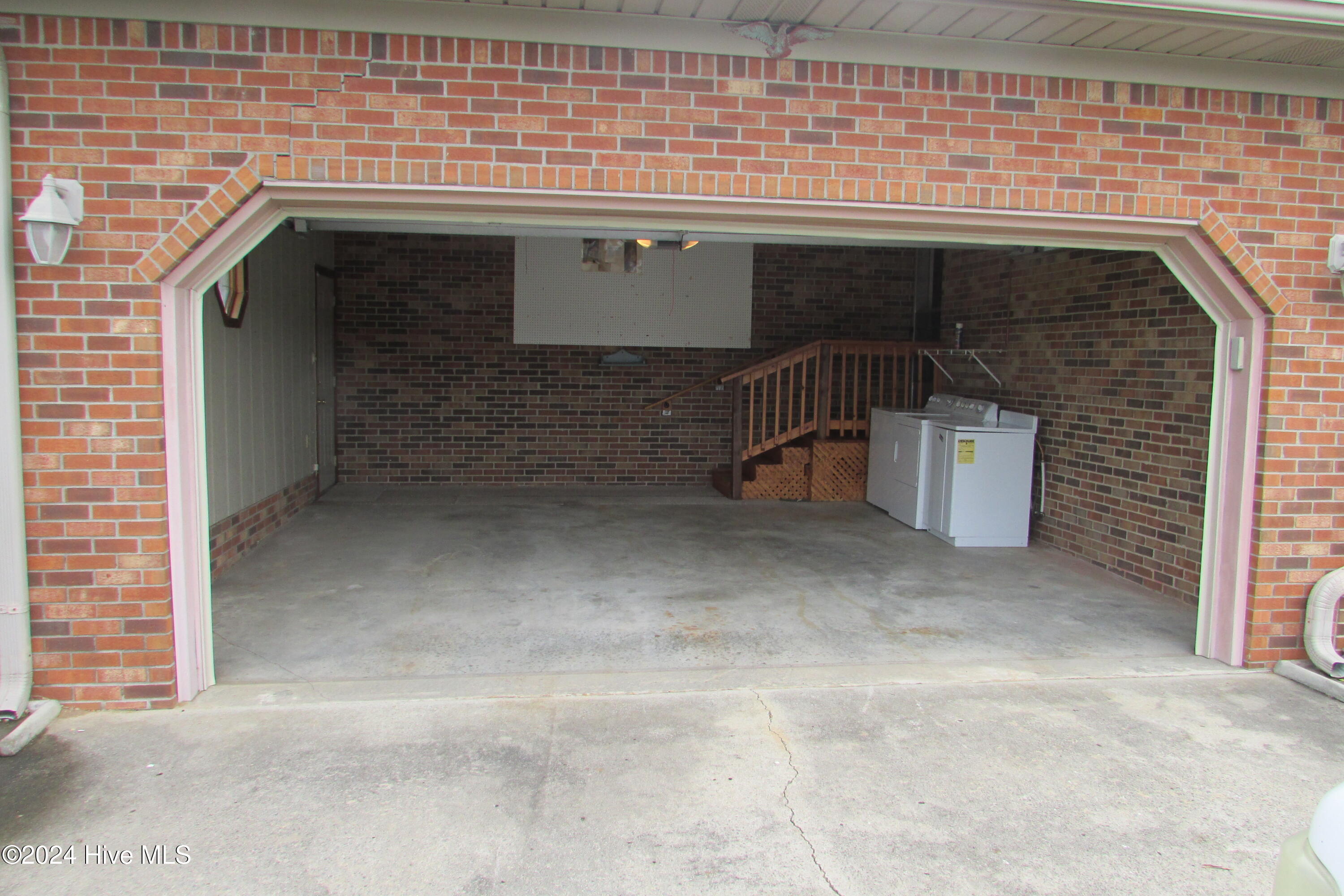 301 Indian Town Road Property Photo 6