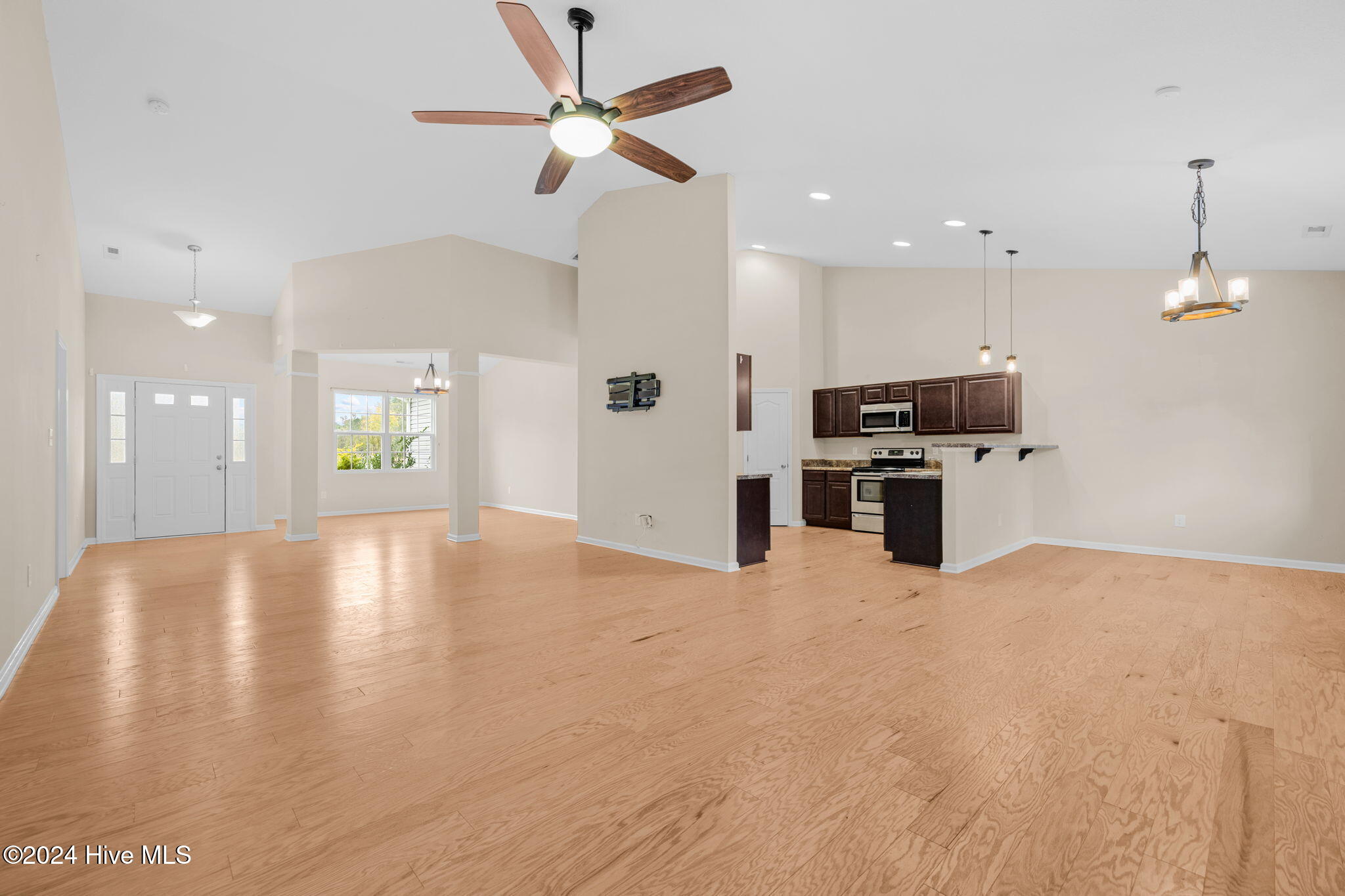 1535 Ghio Road Property Photo 15
