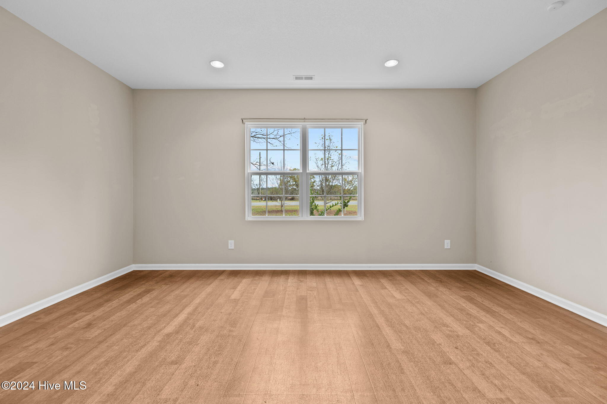 1535 Ghio Road Property Photo 28