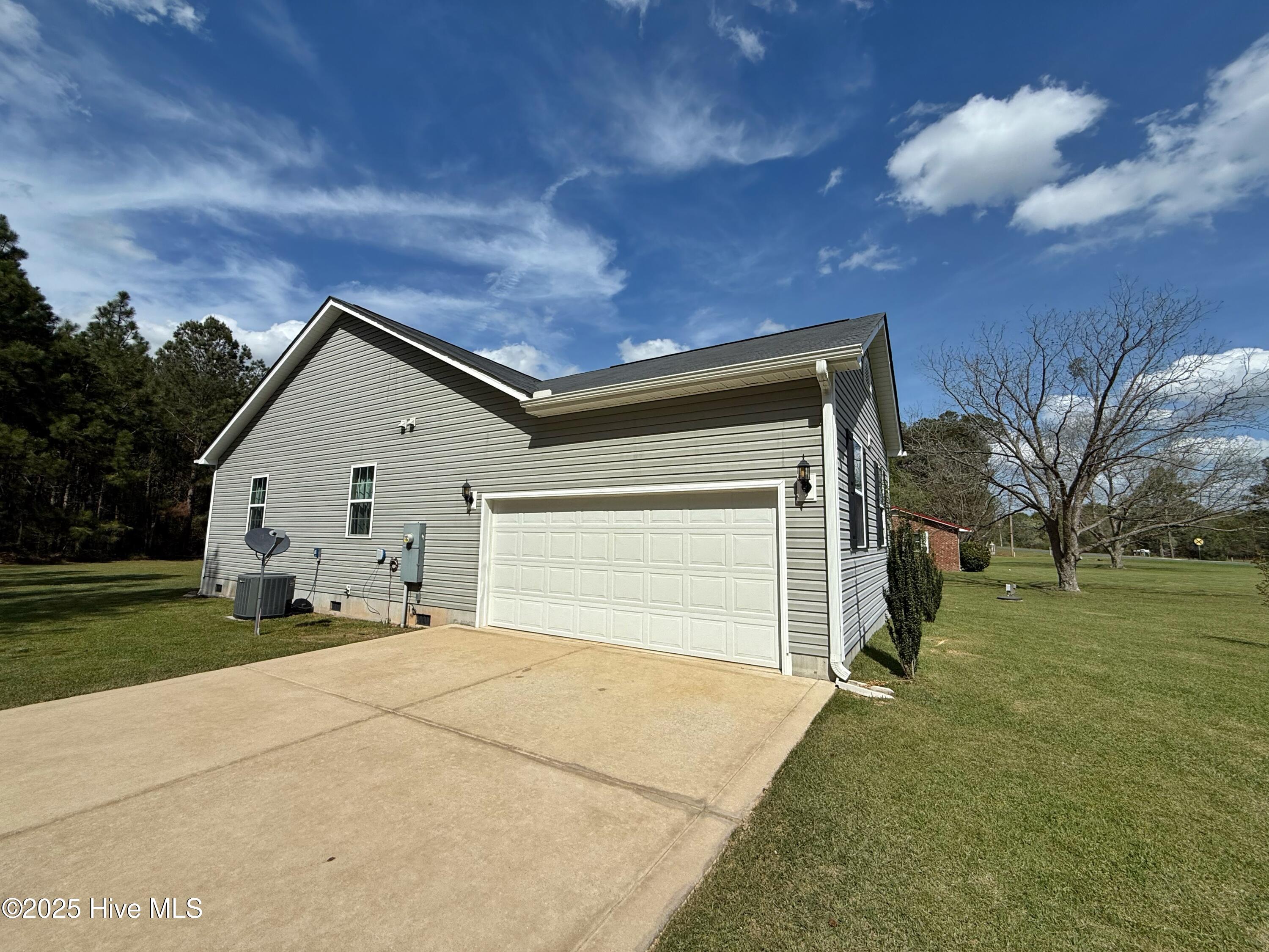 1535 Ghio Road Property Photo 44