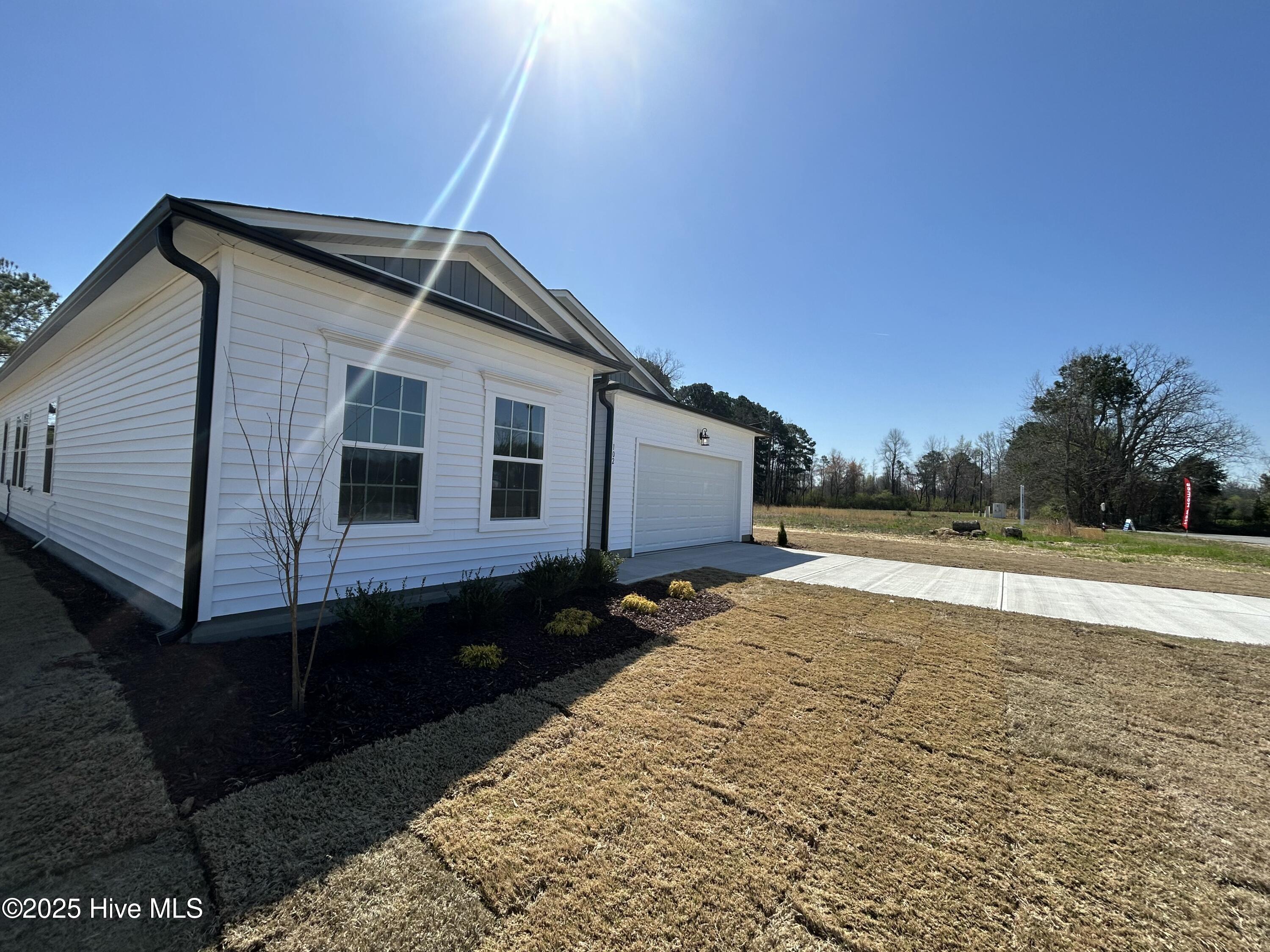 102 Johnson Ridge Way Property Photo 3