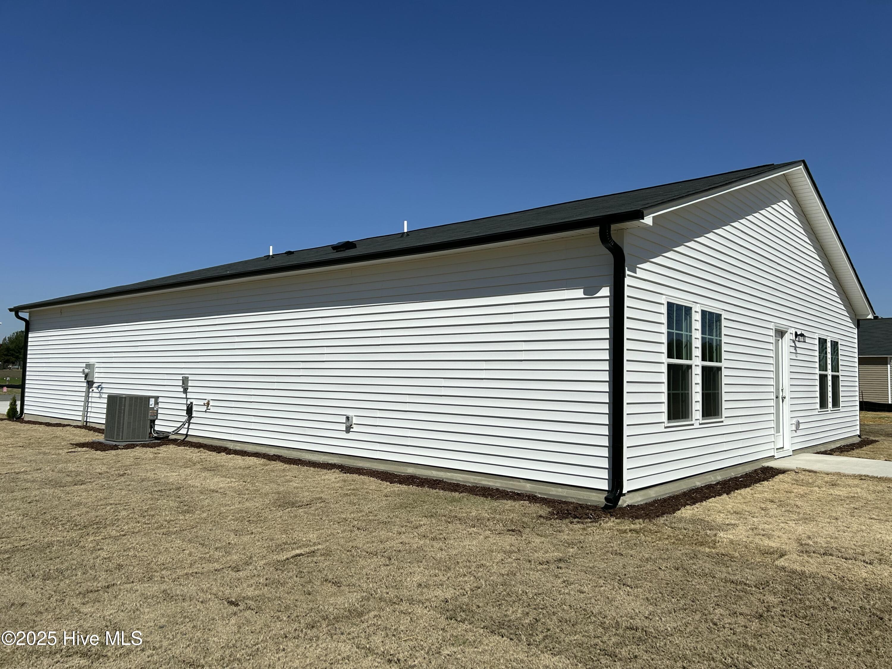 102 Johnson Ridge Way Property Photo 5