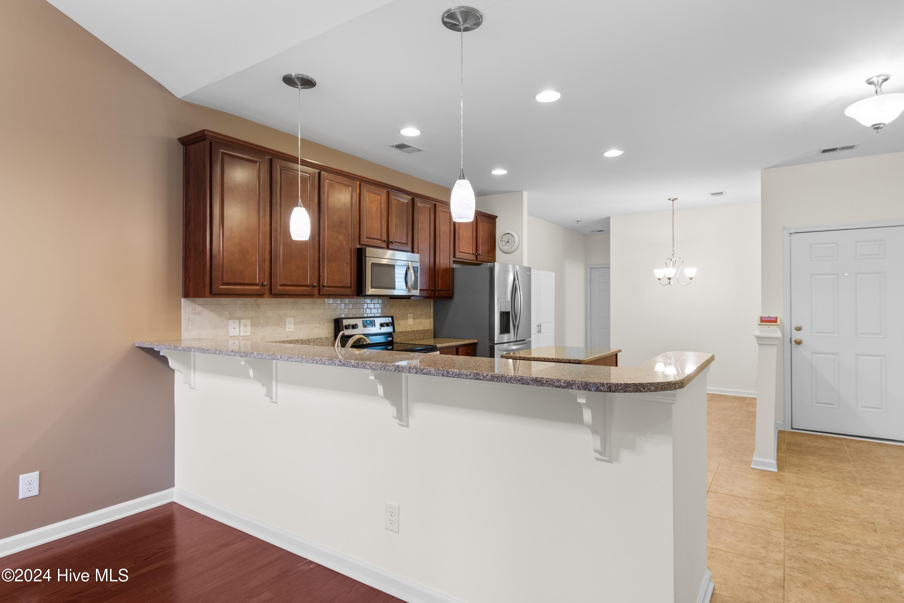 1562 Palmina Loop Property Photo 9