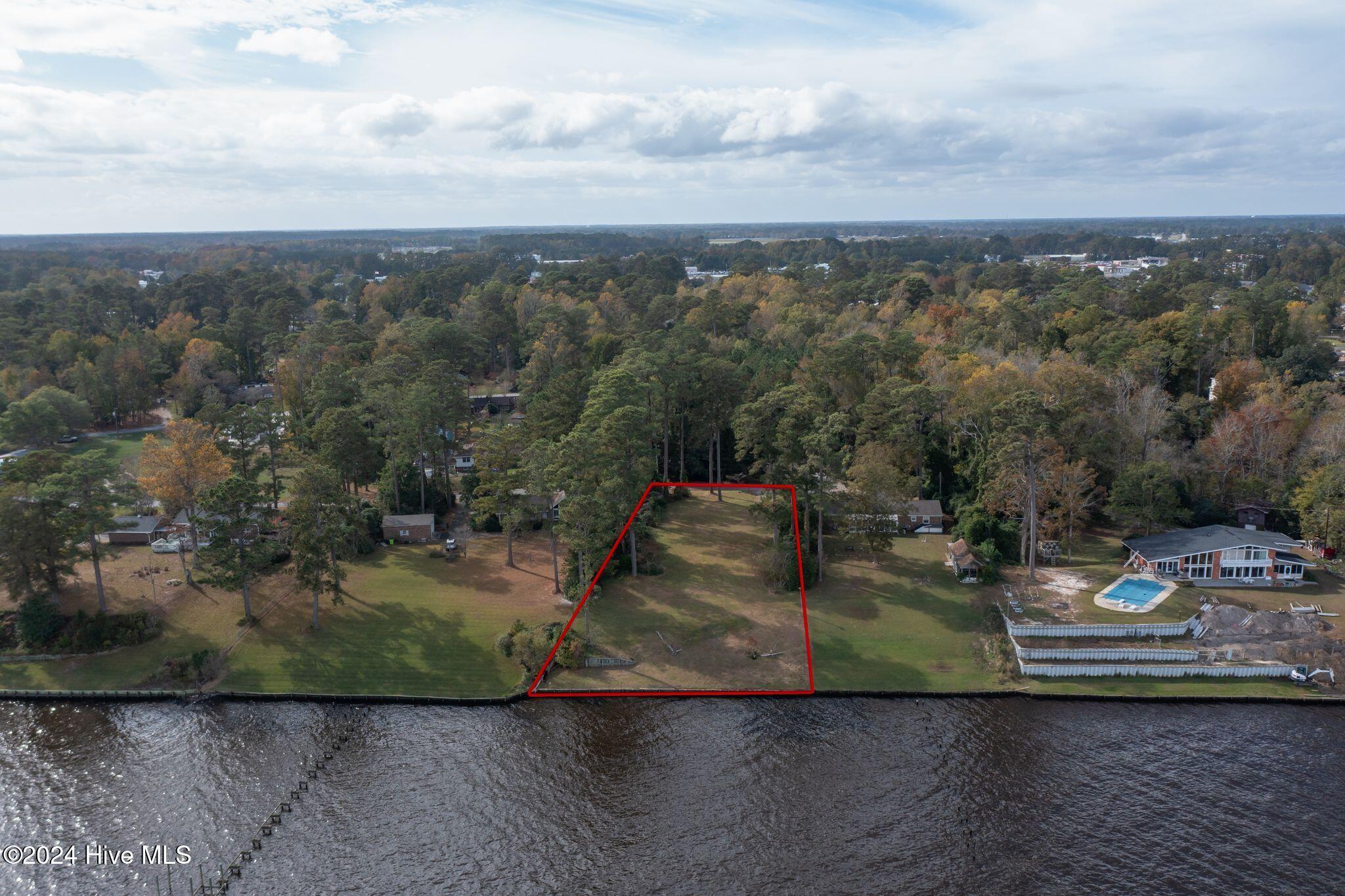 2108 18 Neuse Cliffs Drive Property Photo 1
