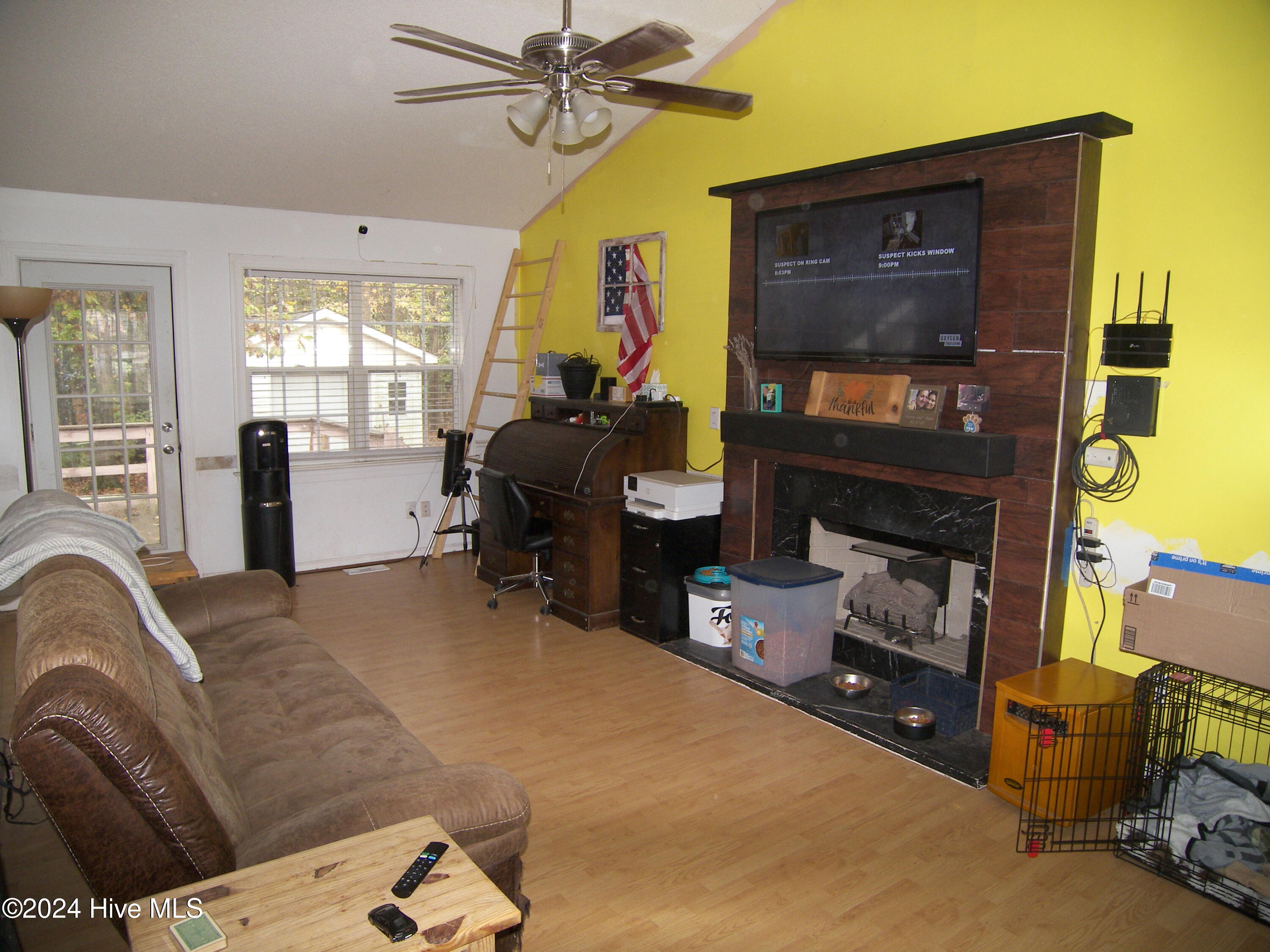601 N Walnut Street Property Photo 2