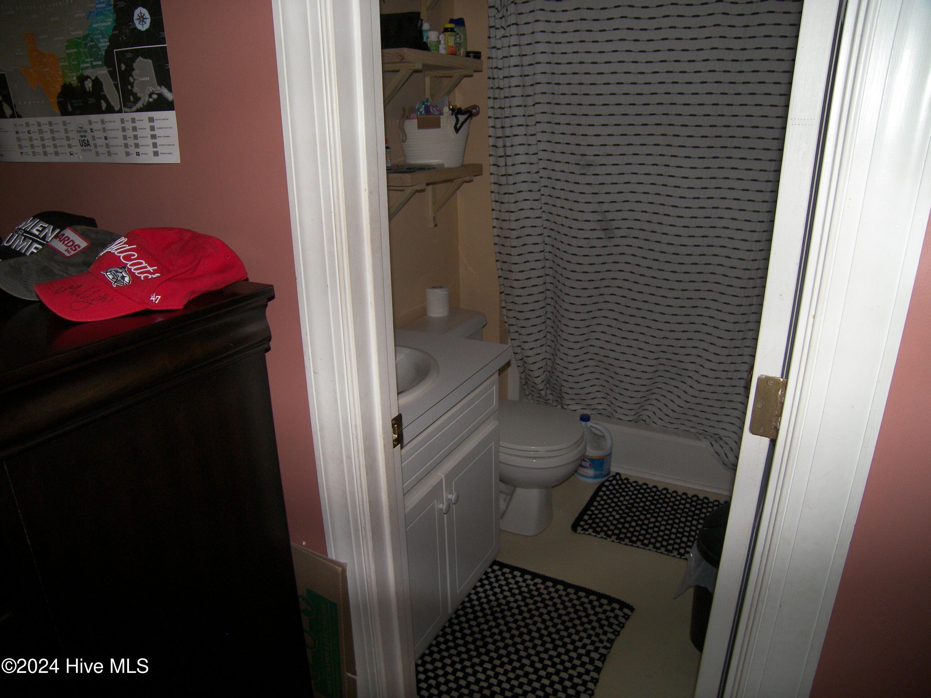 601 N Walnut Street Property Photo 7