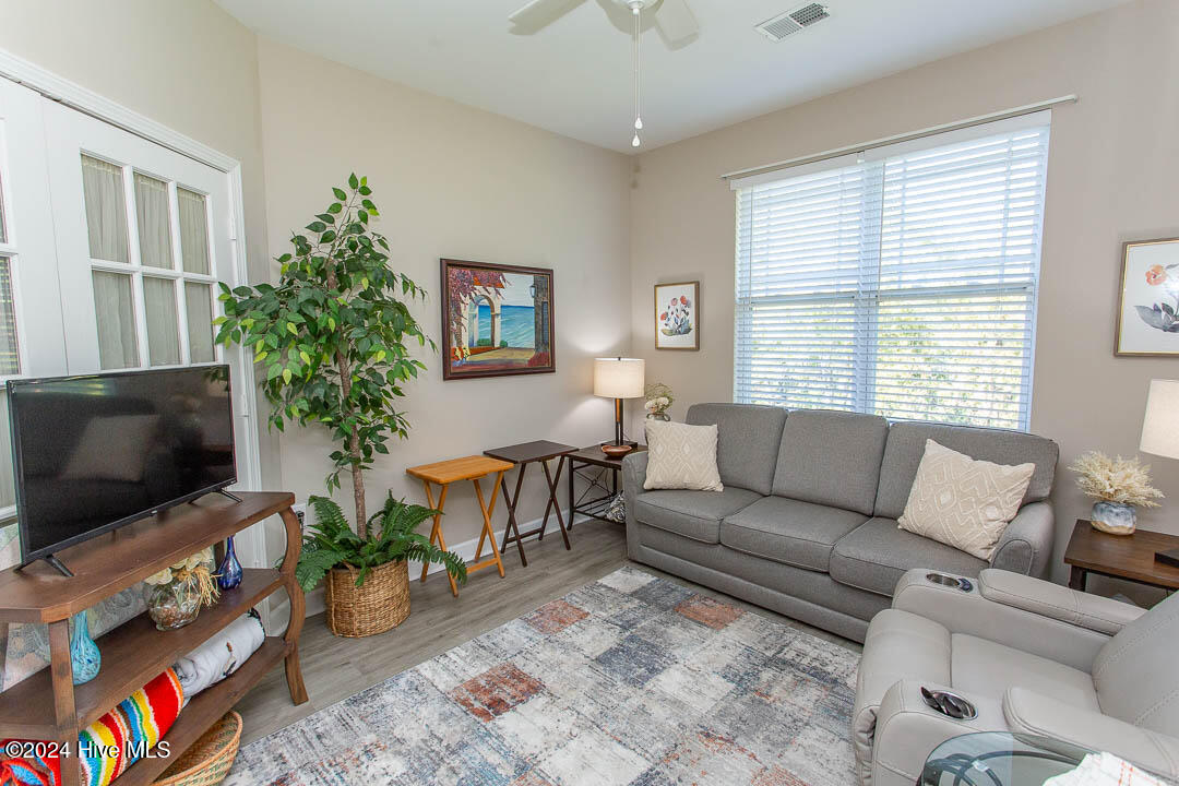 395 S Crow Creek Drive 1521 Property Photo 13