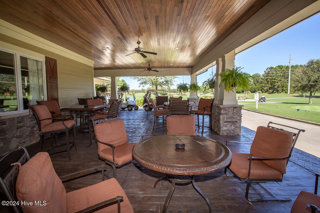 395 S Crow Creek Drive 1521 Property Photo 54