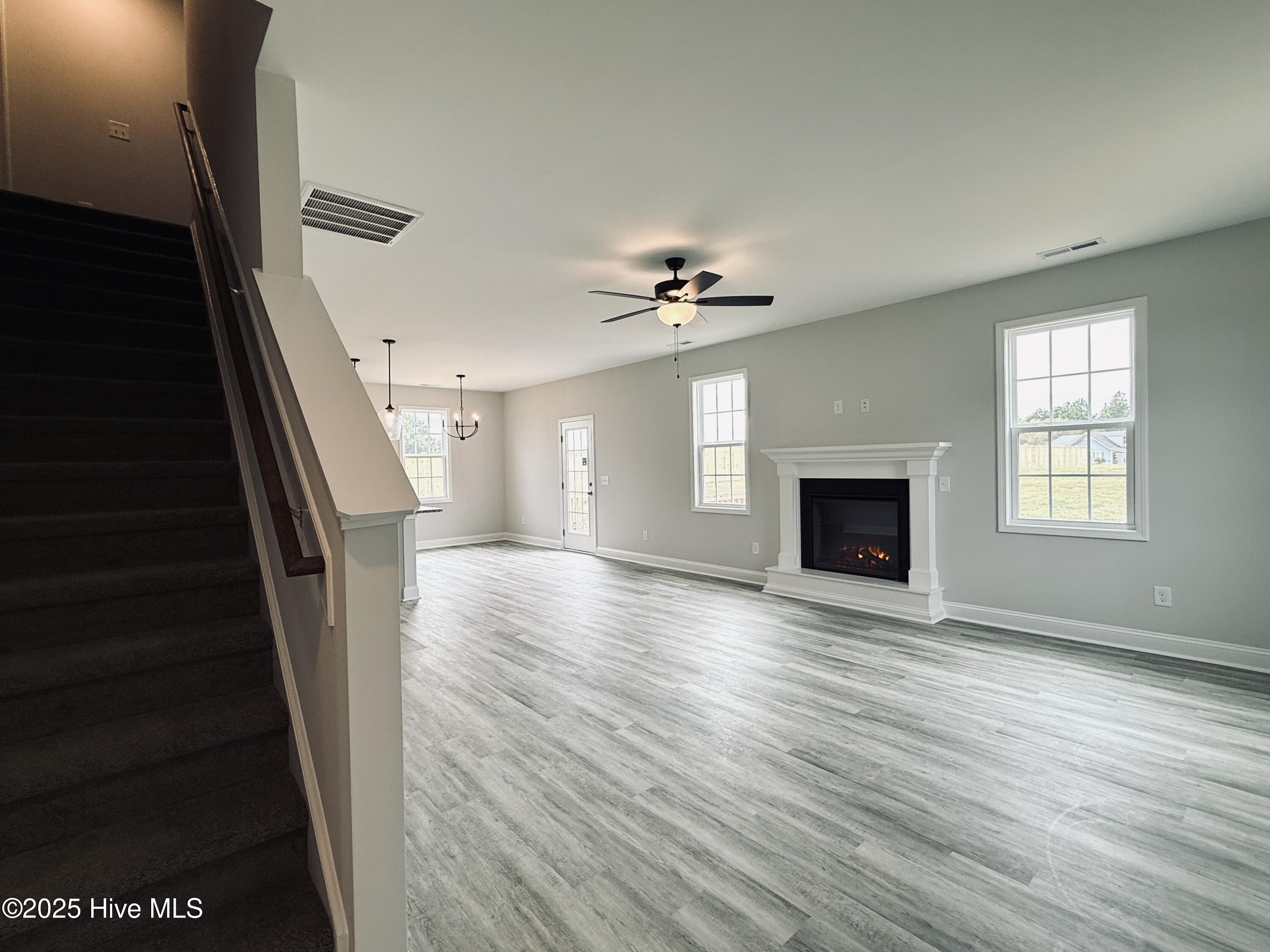 95 Mapledale Court Property Photo 12