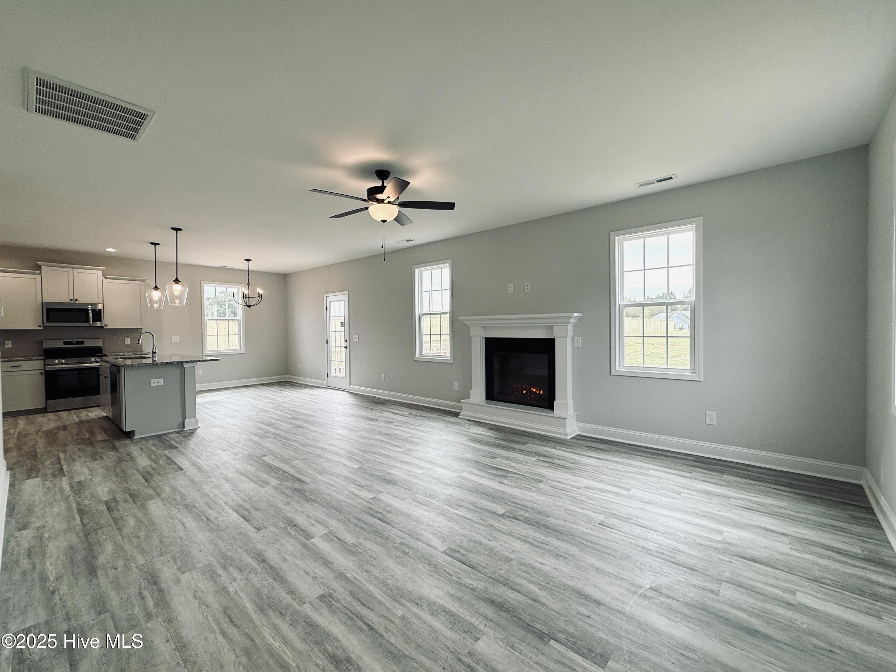 95 Mapledale Court Property Photo 13