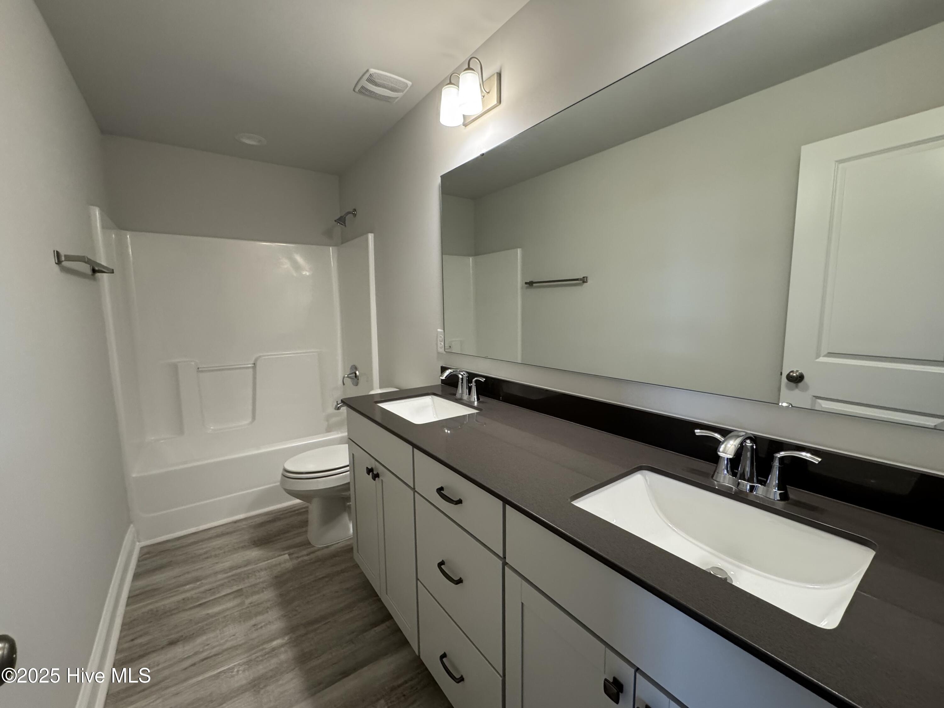 95 Mapledale Court Property Photo 16