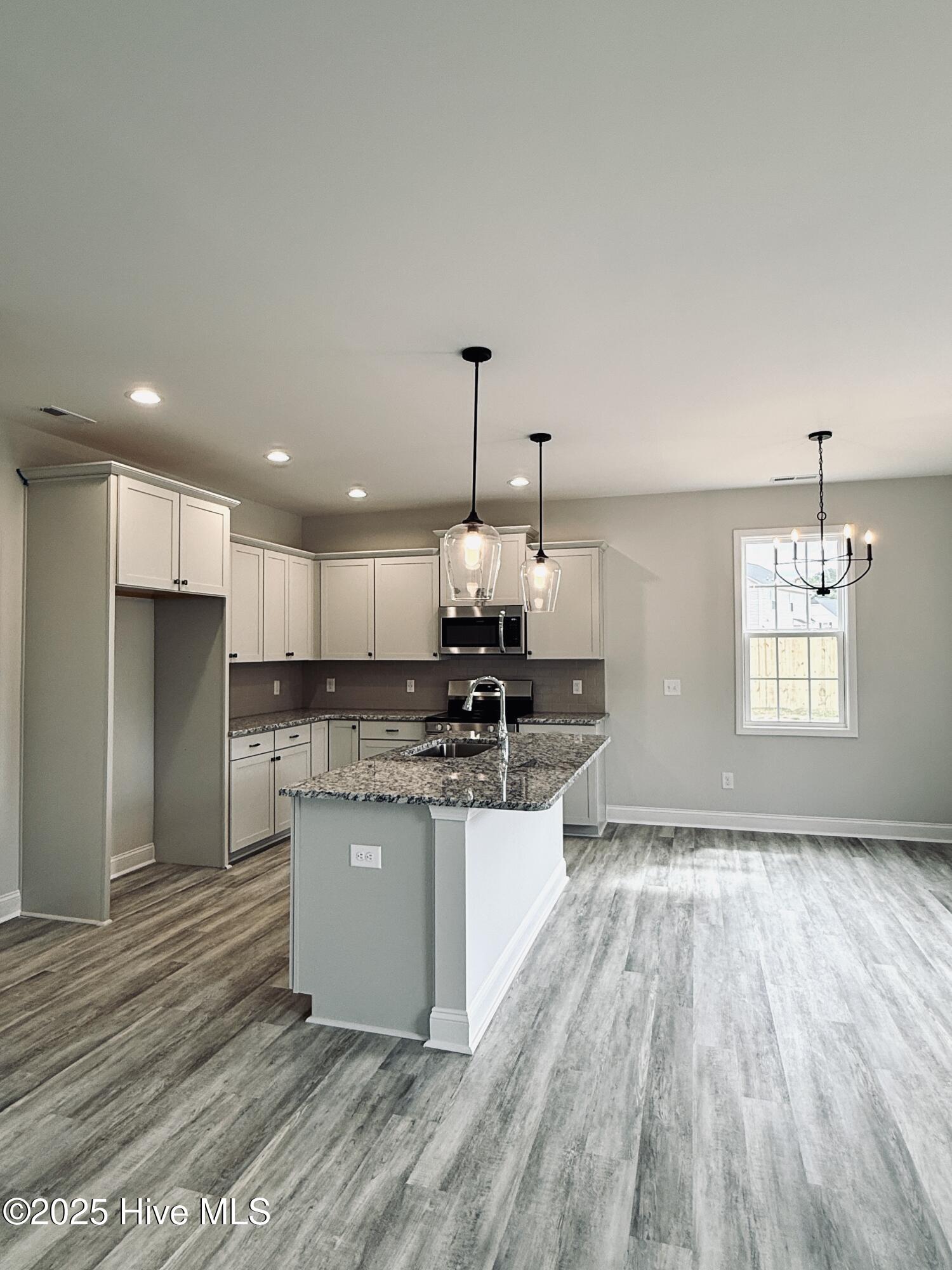 95 Mapledale Court Property Photo 16