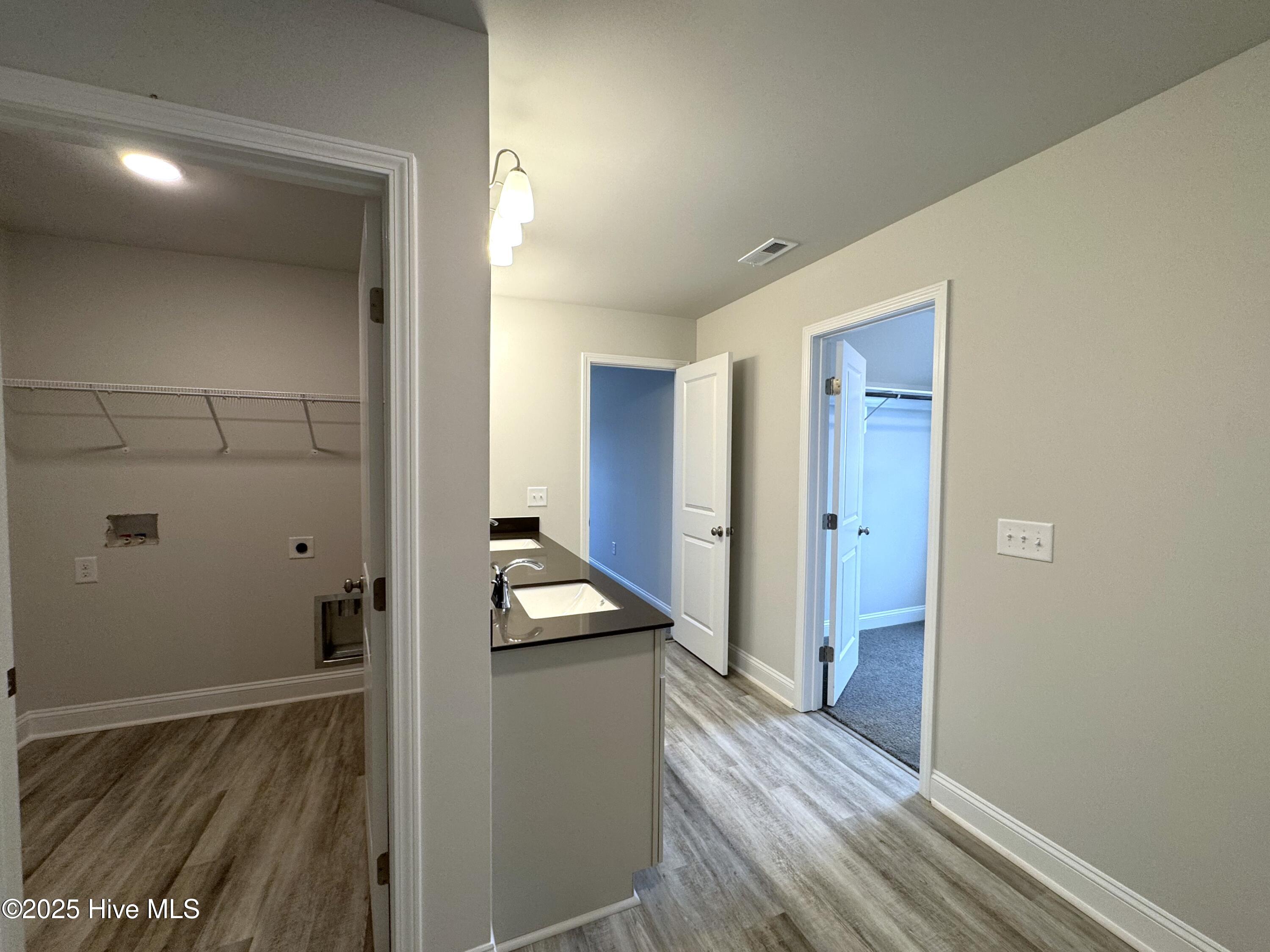 95 Mapledale Court Property Photo 24