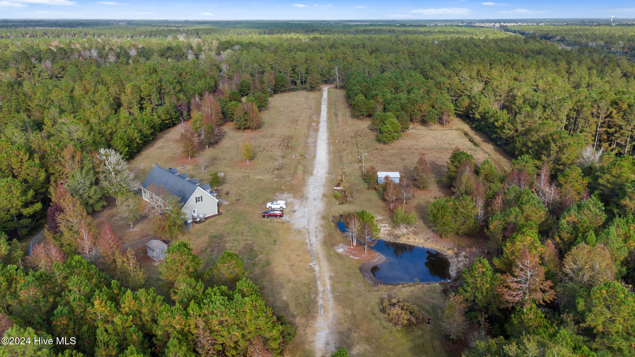 140 Callaway Court Property Photo 4