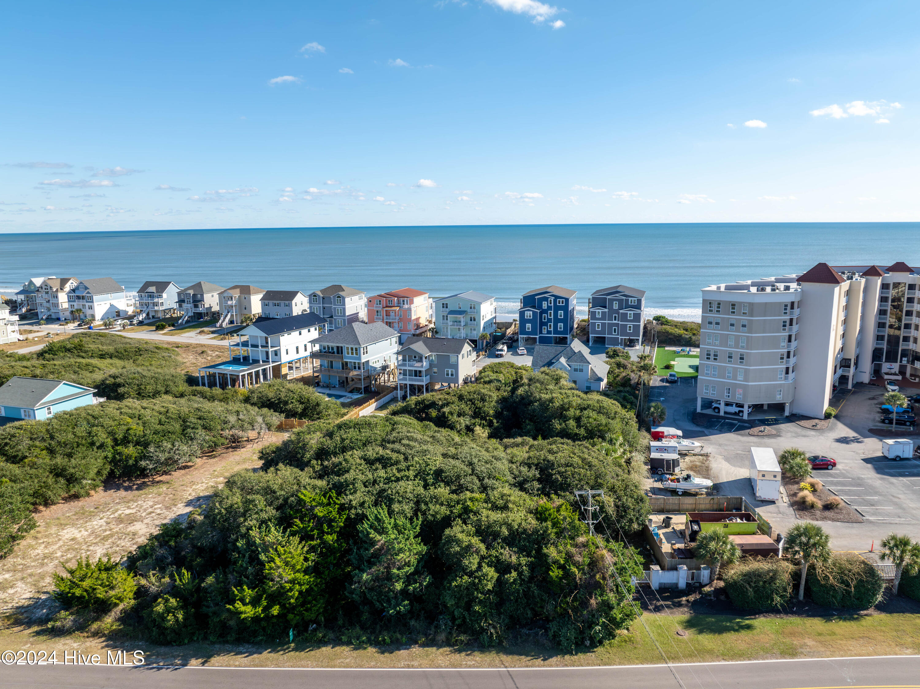 2048 New River Inlet Road Property Photo 2