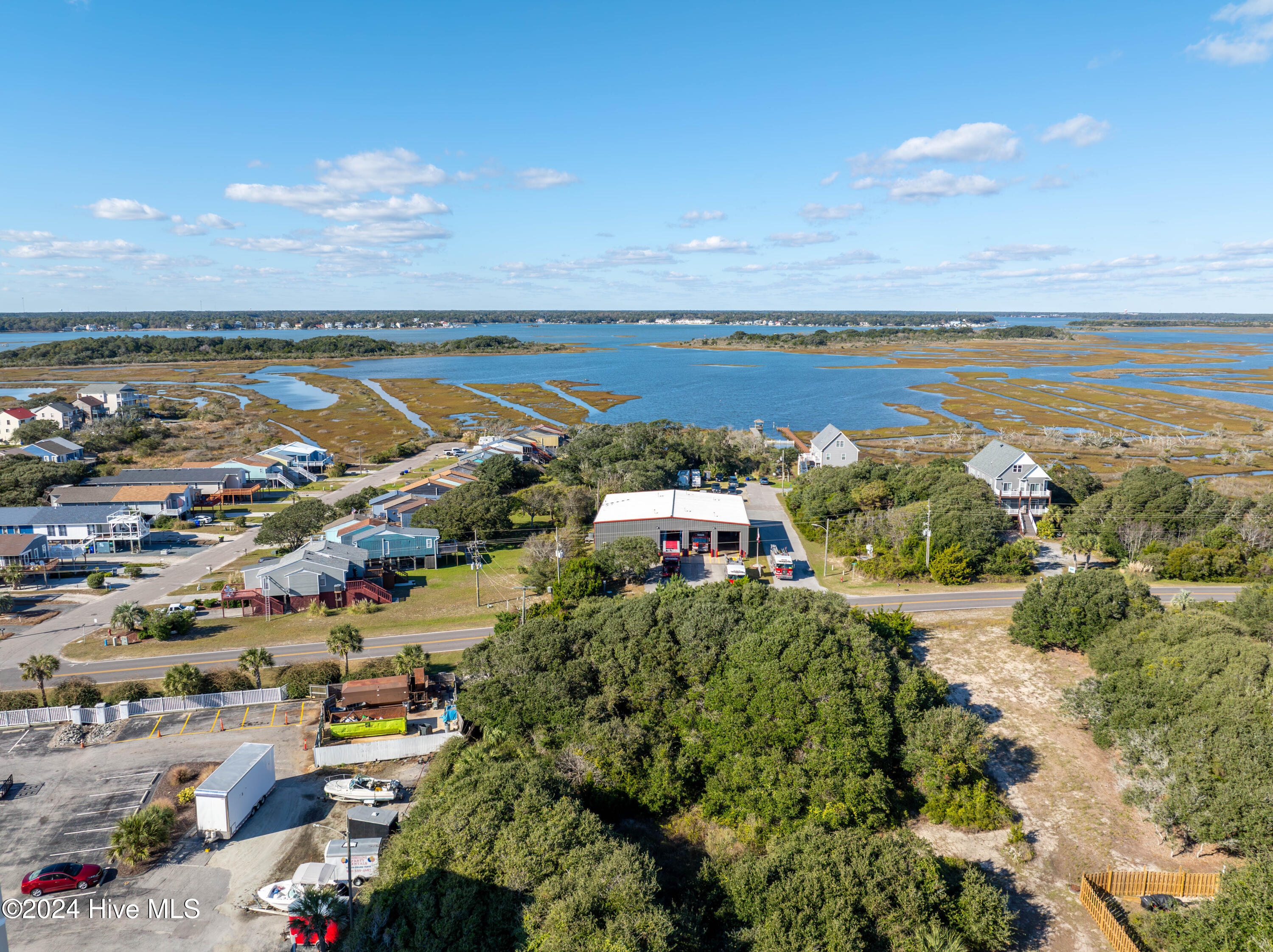 2048 New River Inlet Road Property Photo 17