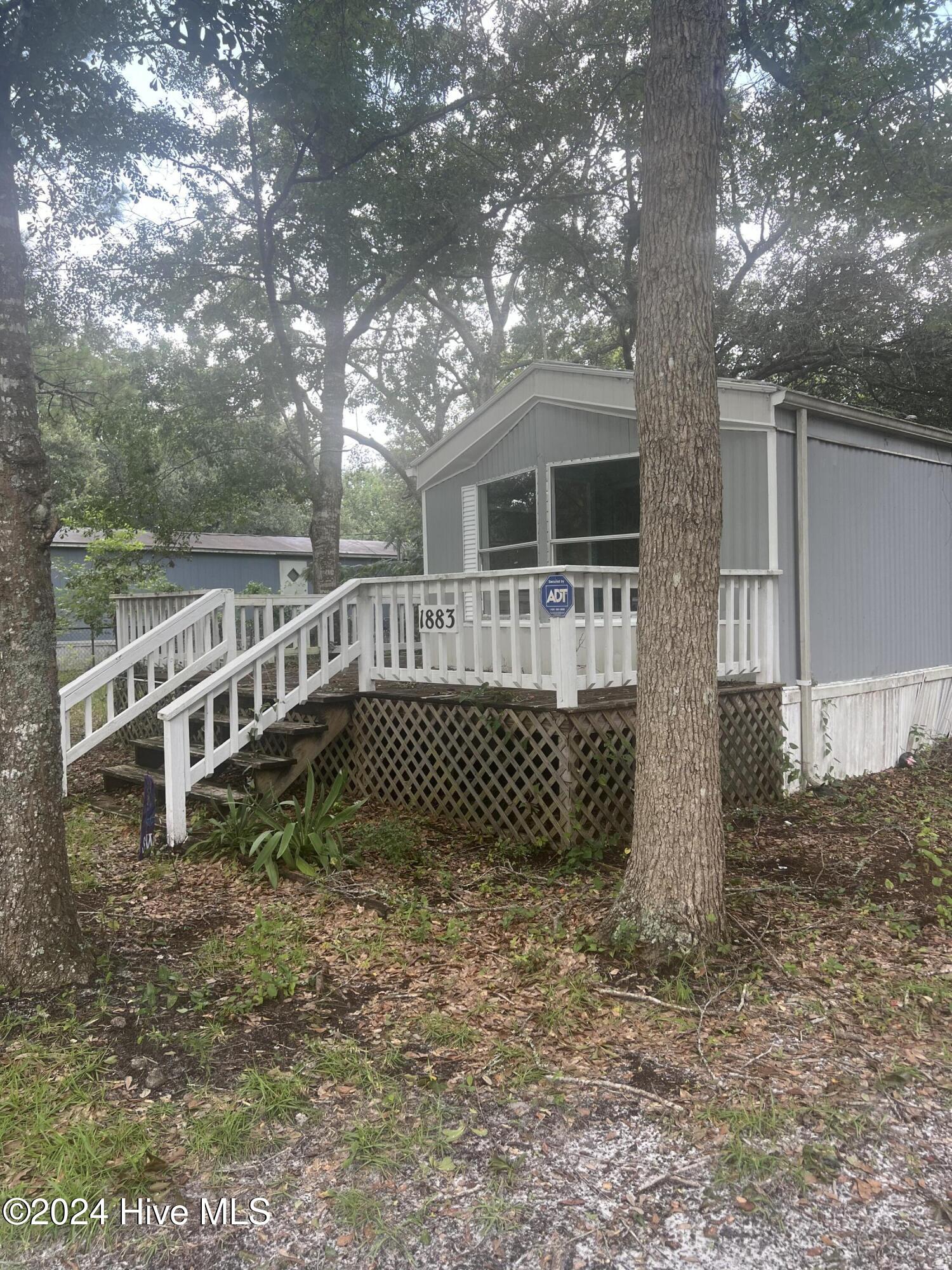1883 Silent Grove Avenue Property Photo 4